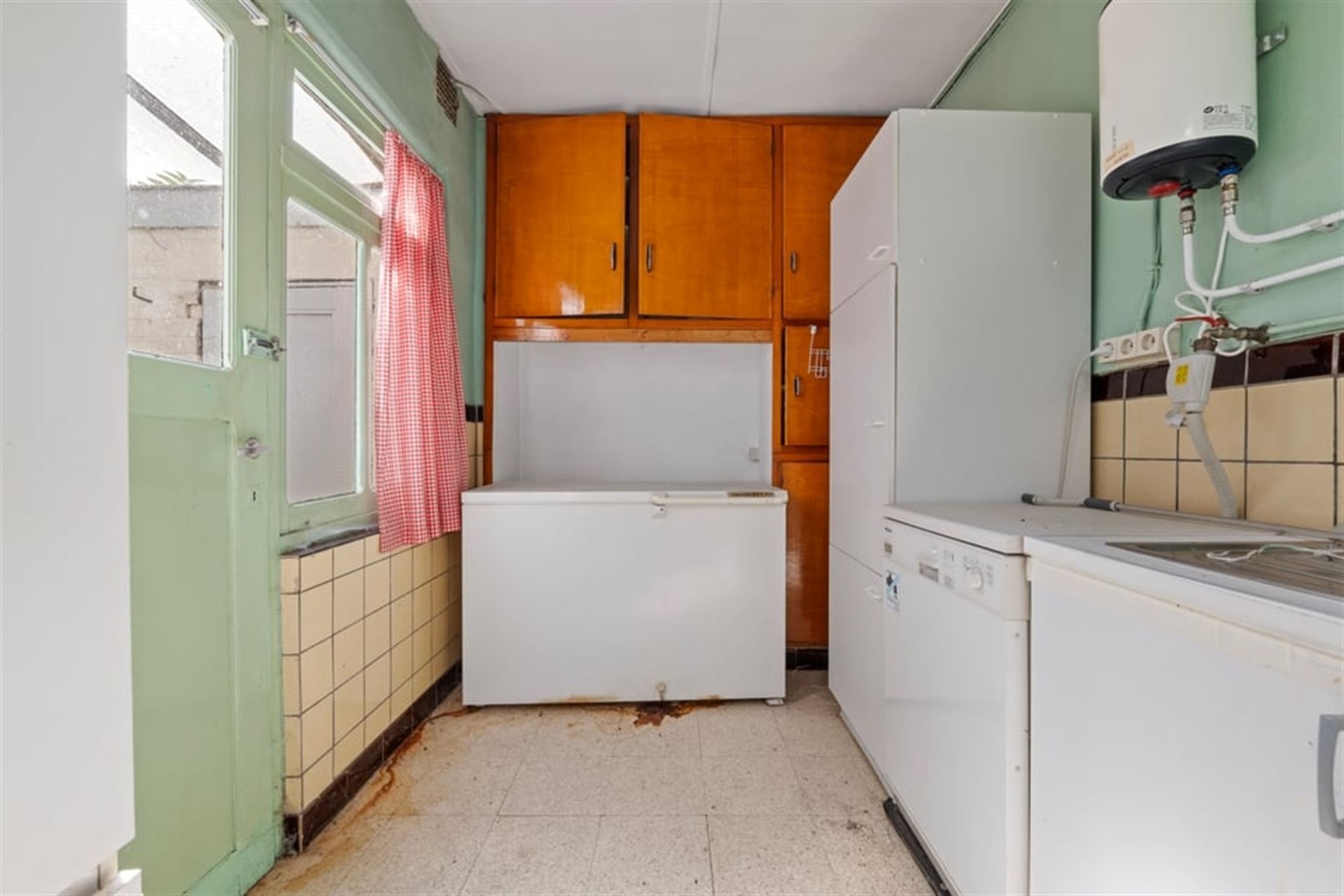 OP TE FRISSEN STADSWONING MET VEEL POTENTIEEL IN SINT-TRUIDEN  foto 11