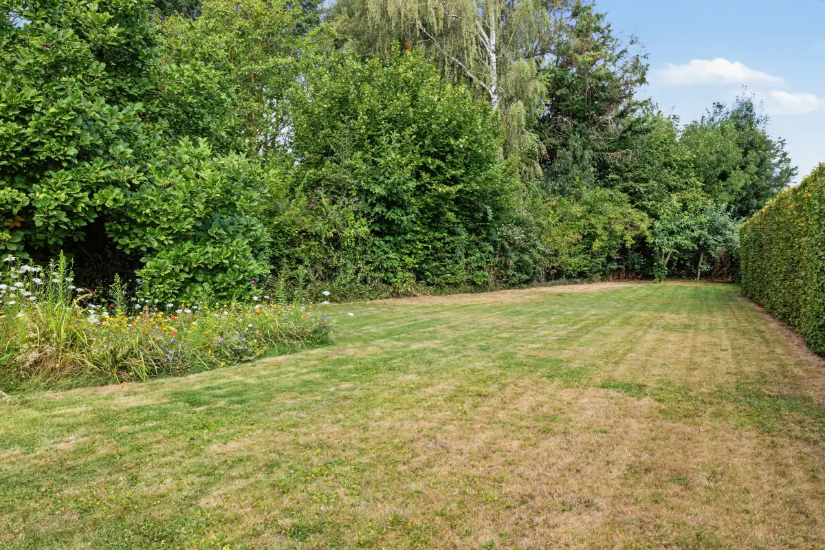 Riante, instapklare villa met tuinpaviljoen en garage op 1.065m² foto 16