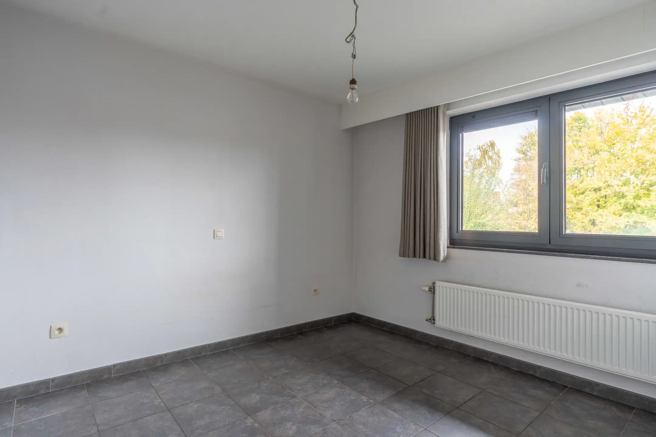 Modern 2-slaapkamer appartement met terras te Turnhout. foto 9