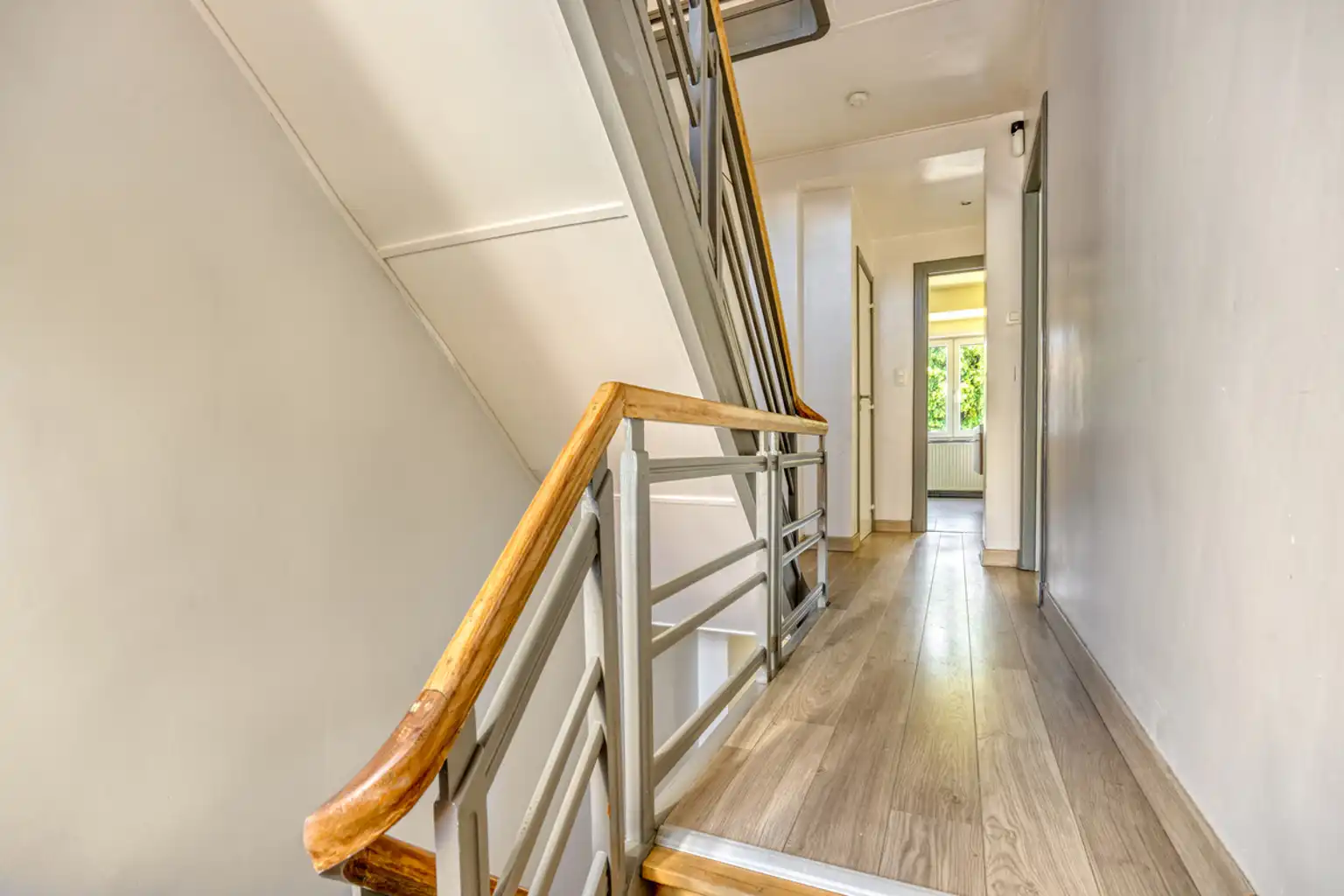 Instapklare 2-gevelwoning nabij Sint-Agatha-Berchem foto 14