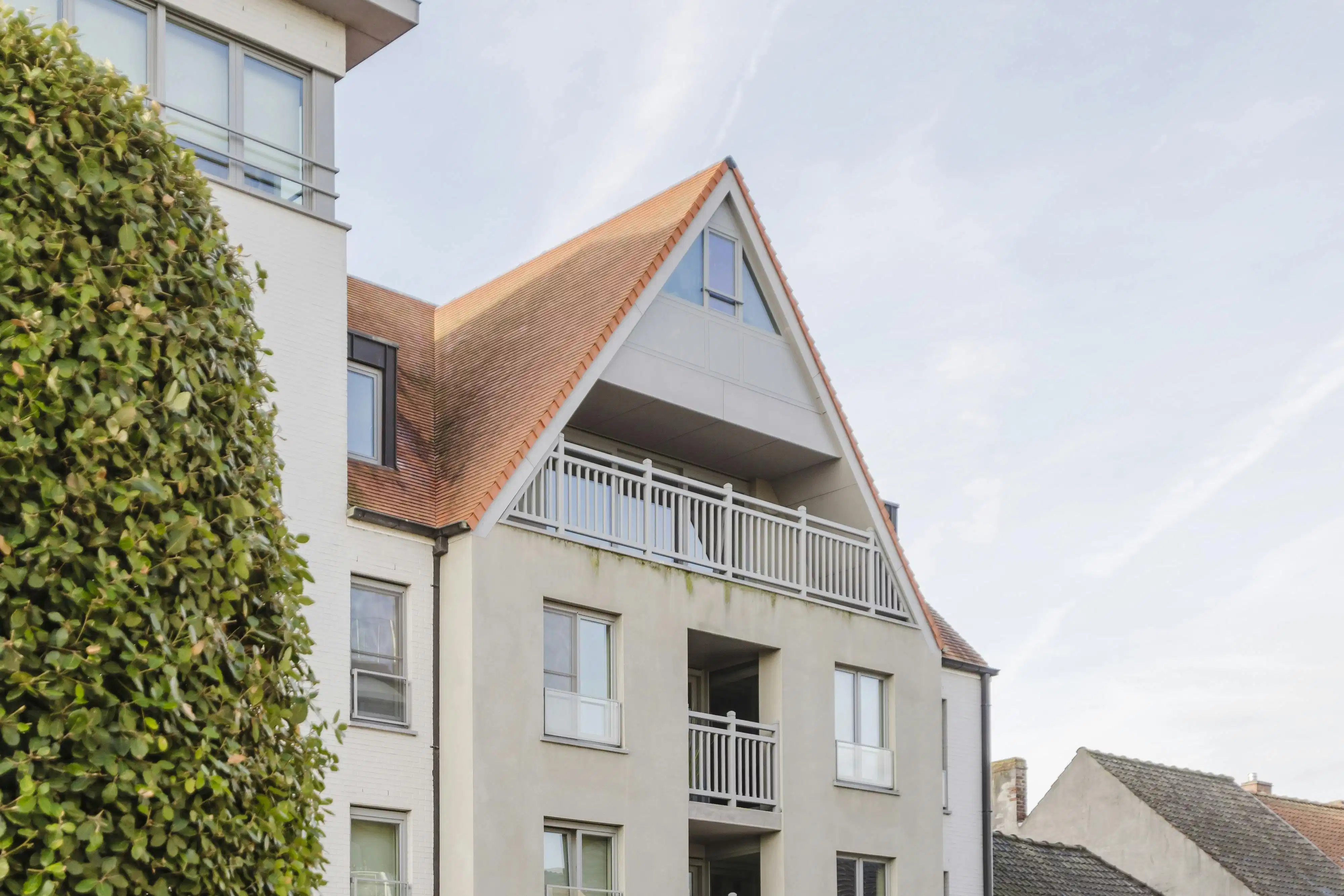 Lichtrijk 2-slaapkamerappartement te koop Harelbeke foto 2