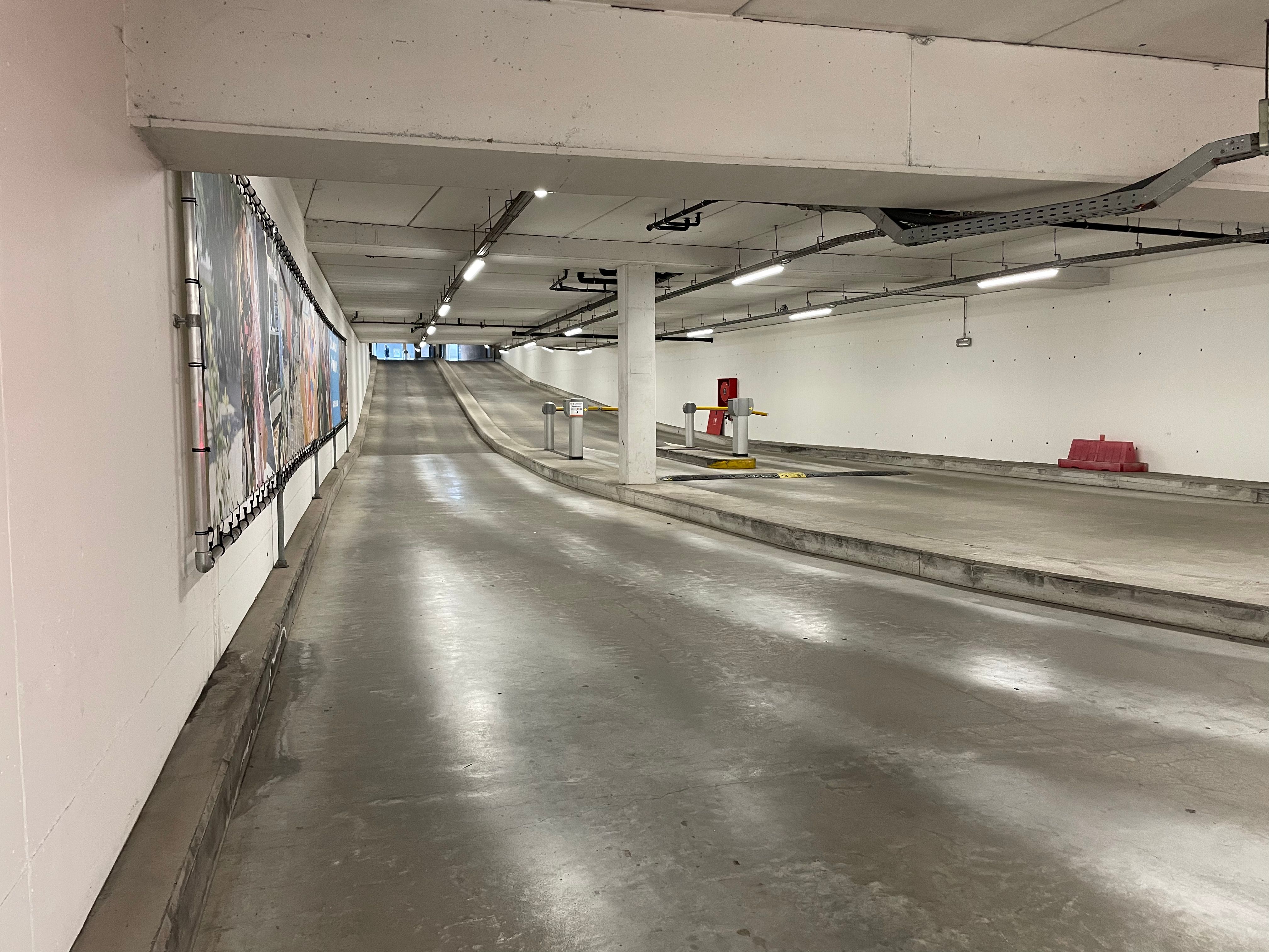 AUTOSTANDPLAATS 'De Munt' foto 4