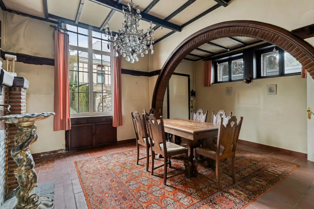 Statig herenhuis in het hart van Brakel foto 4