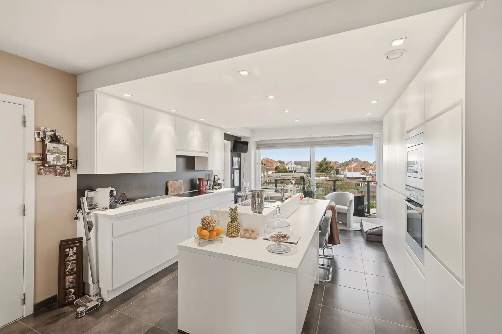 Investeringsopportuniteit: Duplexappartement (185 m²) met 2 zonneterrassen in hartje Oudenburg foto 5
