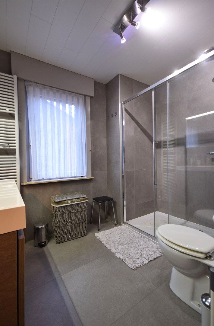 ZEER RUIME EN GOED ONDERHOUDEN HALF OPEN BEBOUWING foto 11