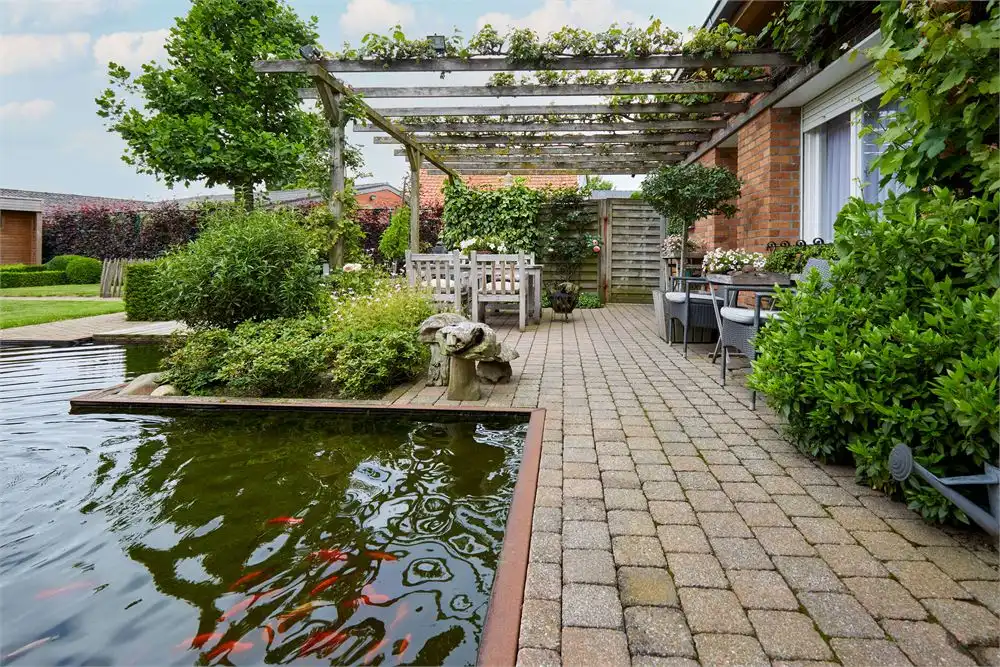 Villa met 2 loodsen (300m² / 150m²) op ca.1850m² foto 20