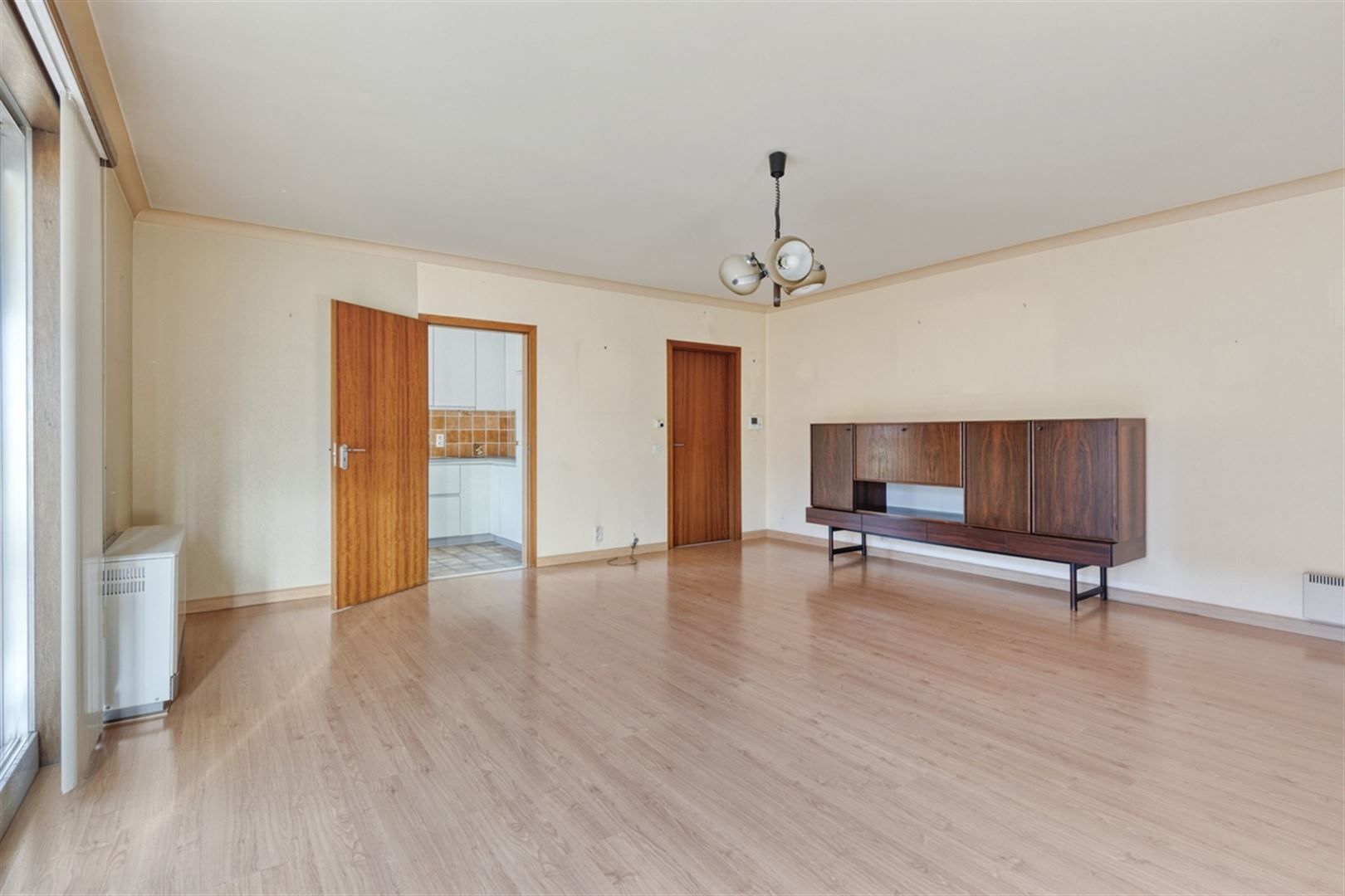 Centraal gelegen appartement met 2 slaapkmrs en autostaanplaats foto 6