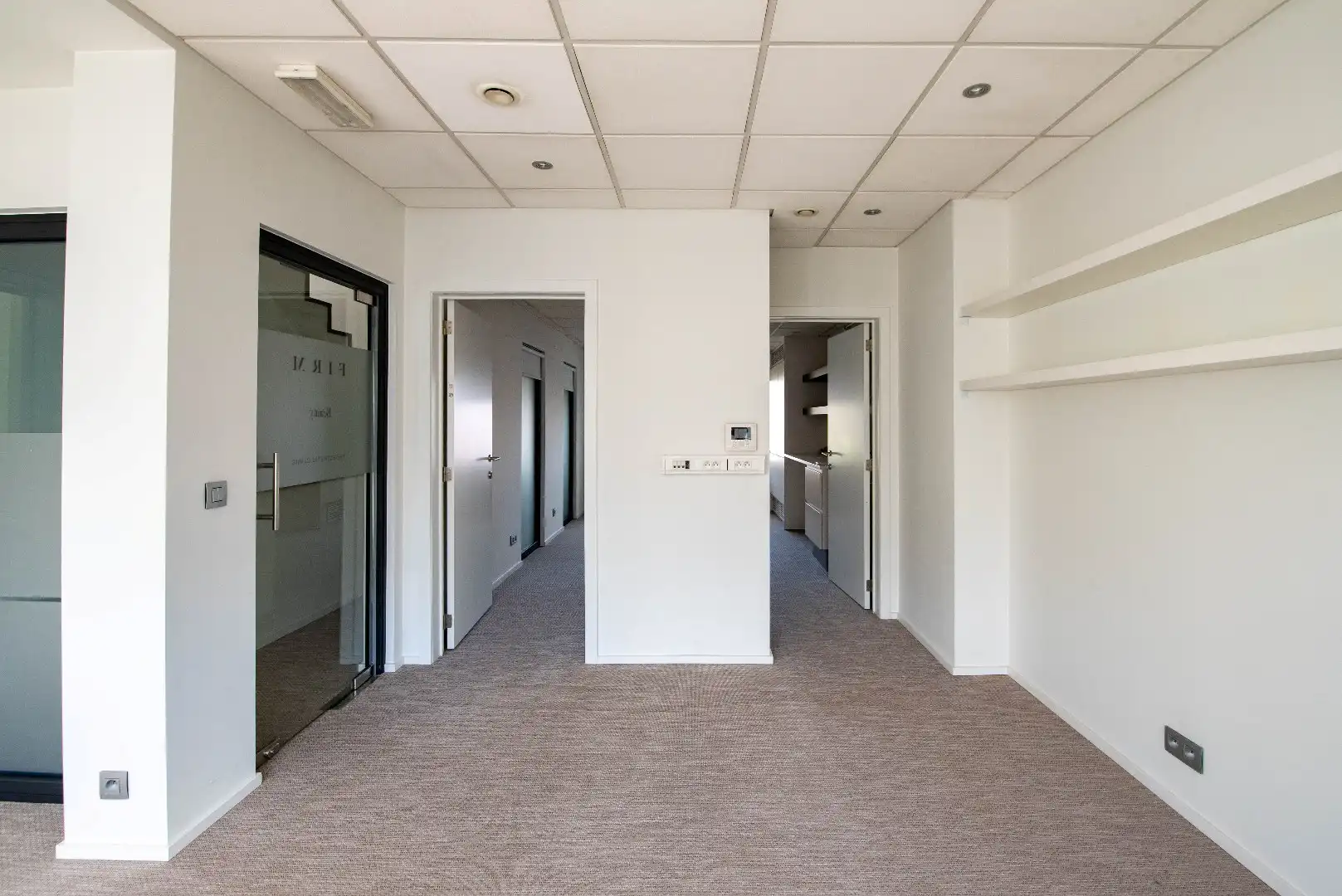 Boomsesteenweg 223 - Veelzijdige commerciële ruimtes te Wilrijk  foto 28