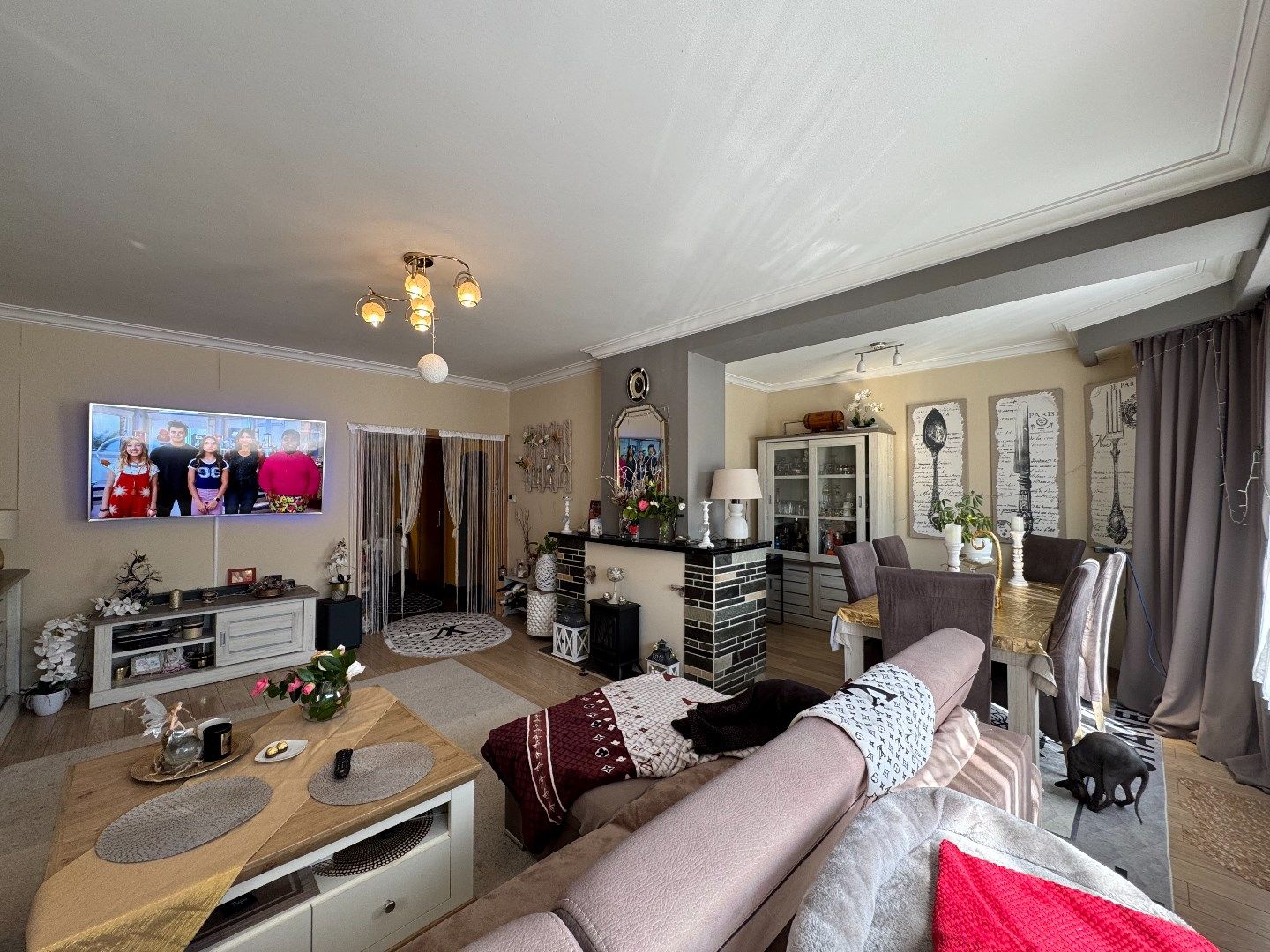 appartement op VERD. 1 met 3 kelderbergingen en garage foto 3