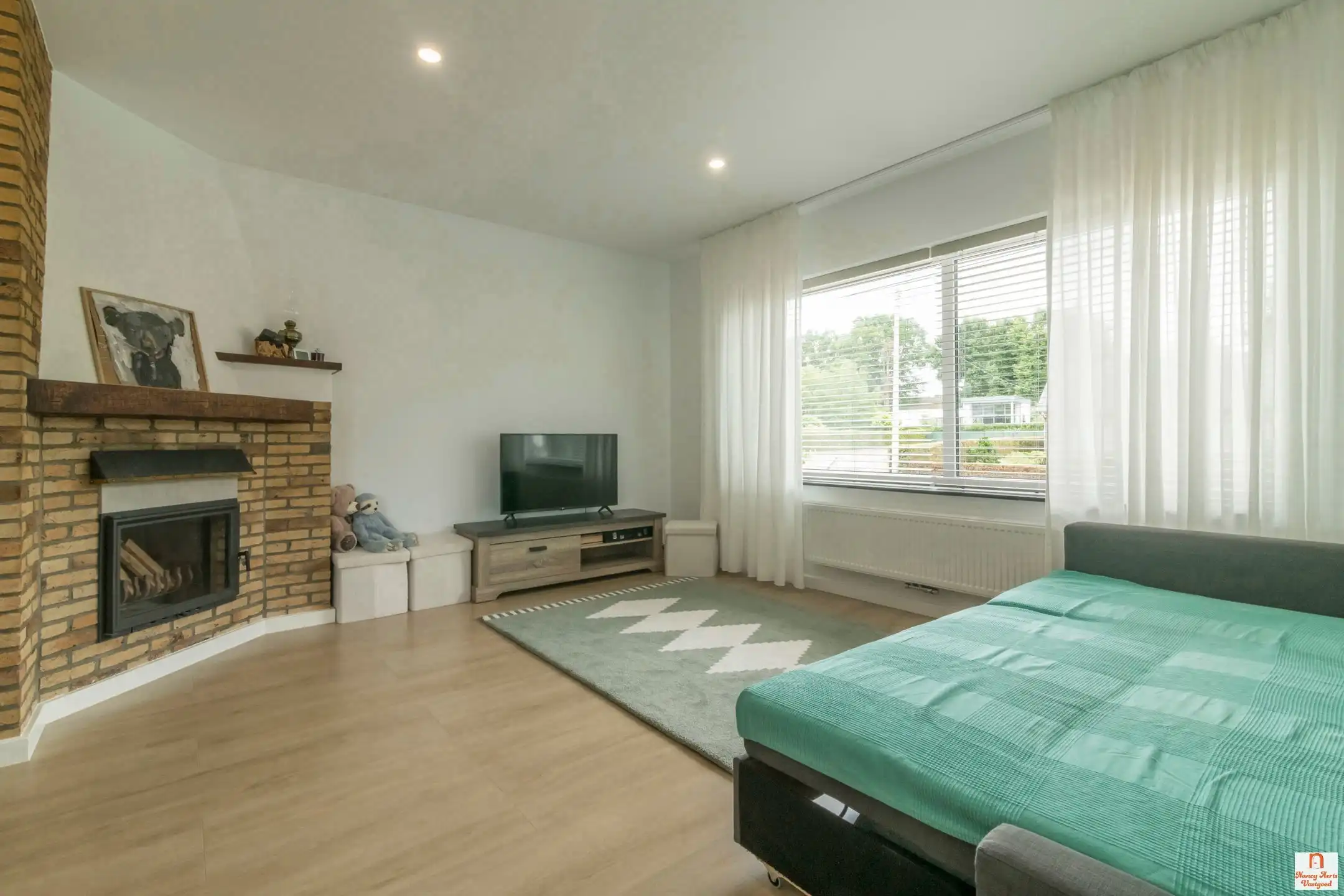 Ruime, vernieuwde woning met terras en tuin in Koersel foto 5