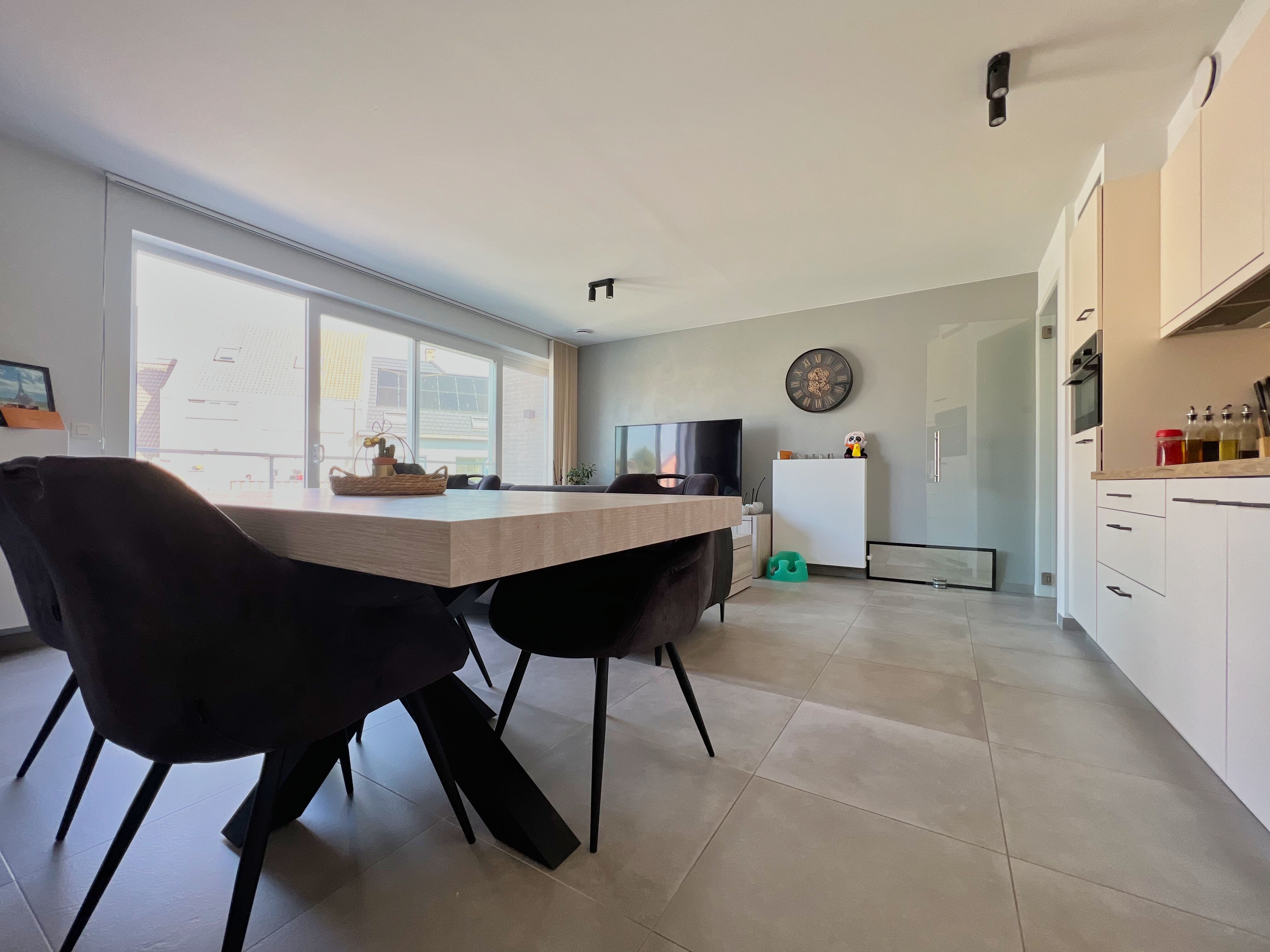 Energiezuinig, recent appartement (2slpks) + terras! foto 3