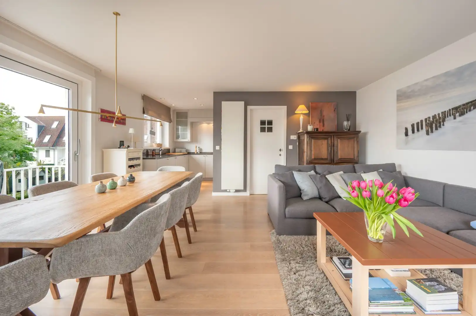 Ruim en comfortabel 3-slaapkamerappartement, gelegen op een uitzonderlijk rustige locatie in Duinbergen foto 3