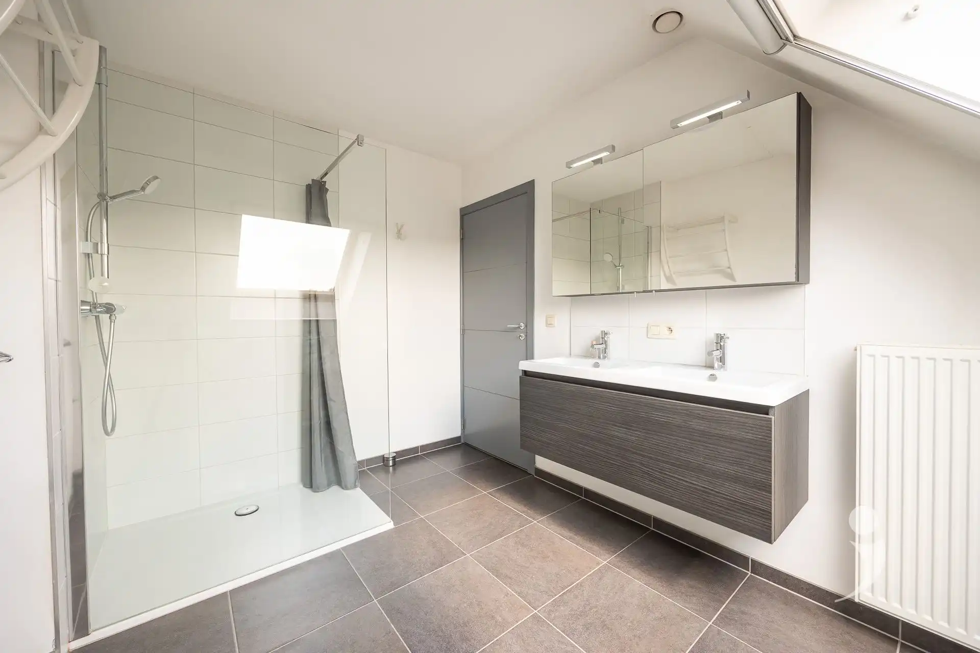 Ruim appartement op een toplocatie!  foto 22