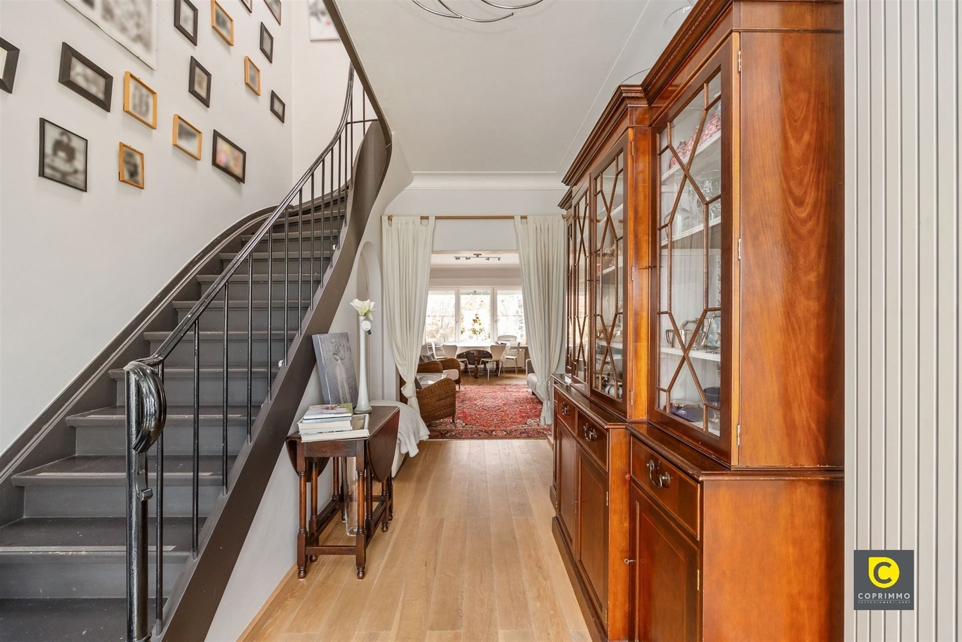 Gezellige woning met garage en tuin! foto 8