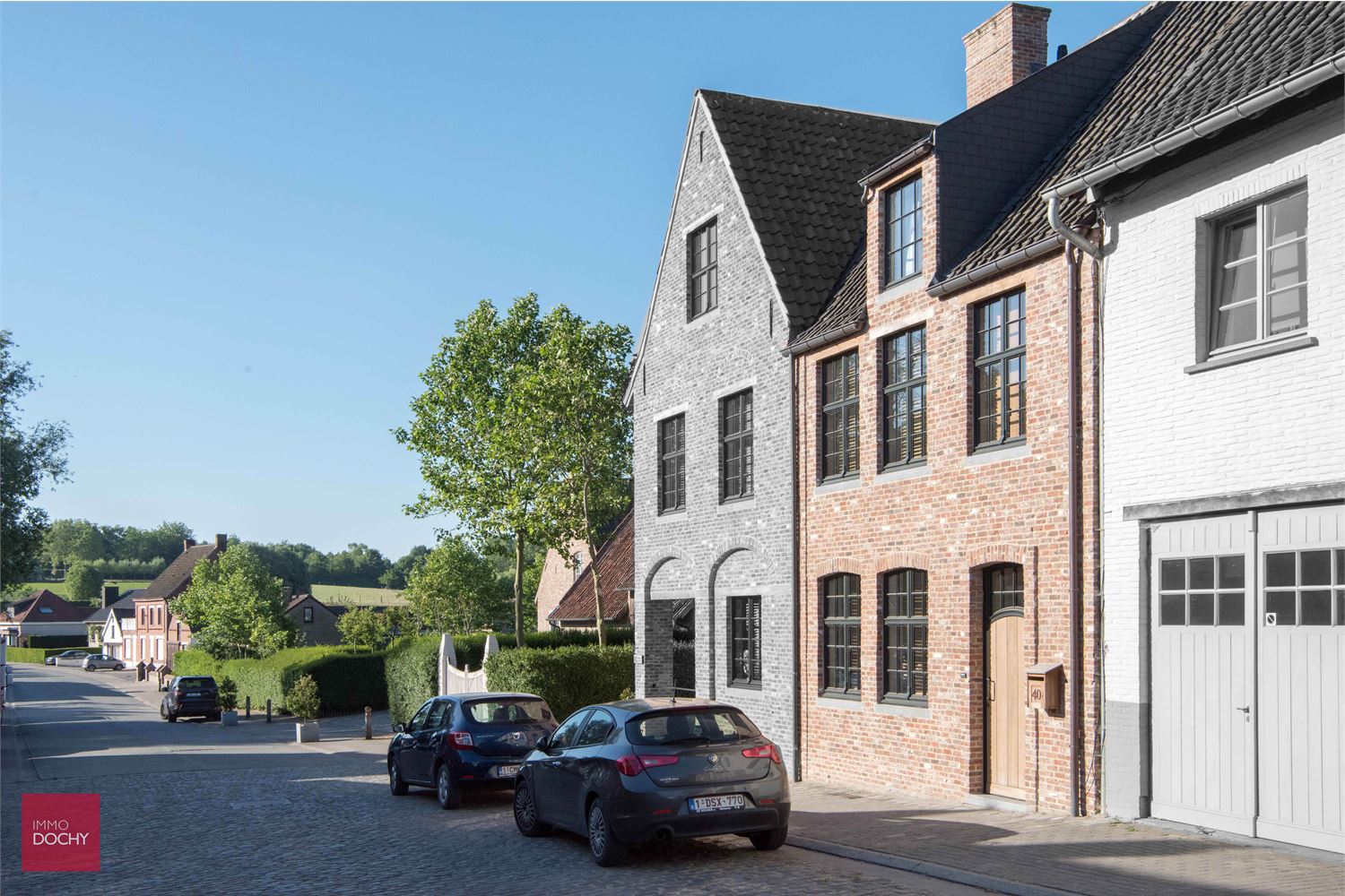 Prachtige nieuwbouwwoning in centrum van pittoreske Nokere | Nokeredorpstraat foto {{pictureIndex}}