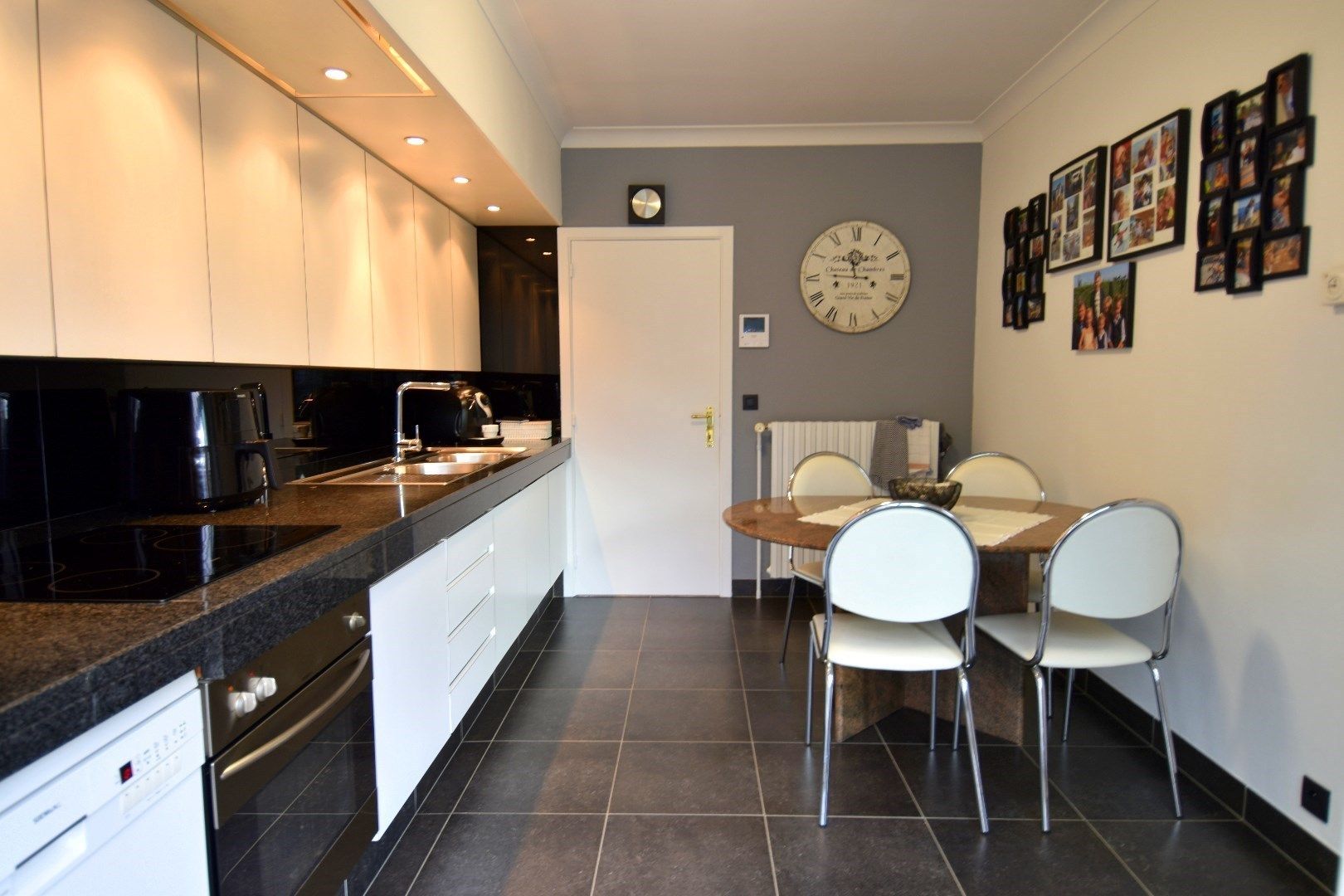 Landelijke villa op top locatie met grote zuidgerichte tuin foto 4