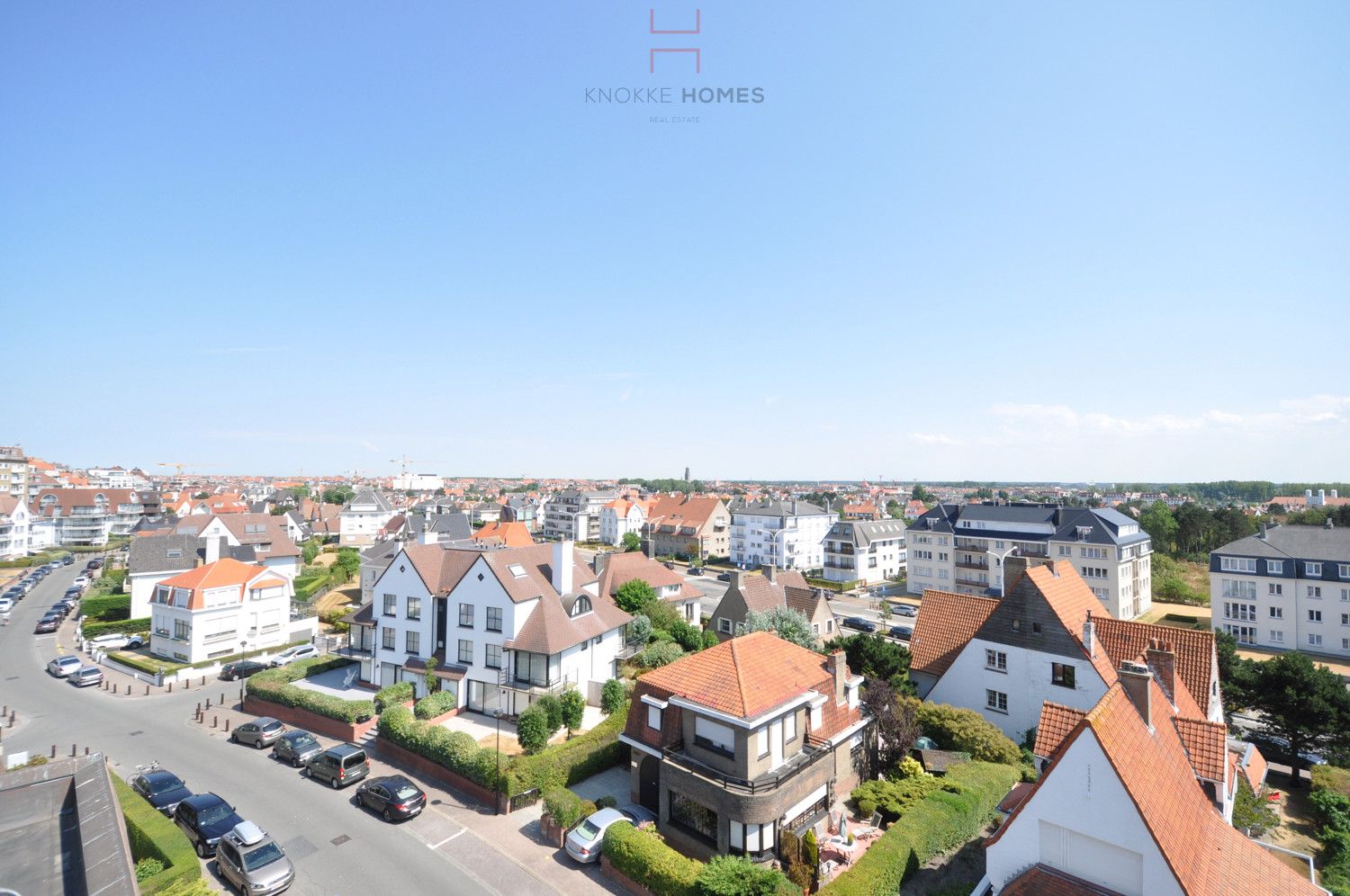Instapklaar duplexappartement met zuidterras en open zicht vlakbij het Albertstrand foto 3