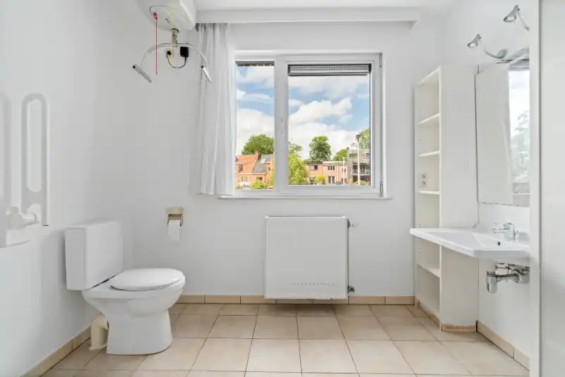 Appartement op 1eV met terras - nabij centrum! foto 10