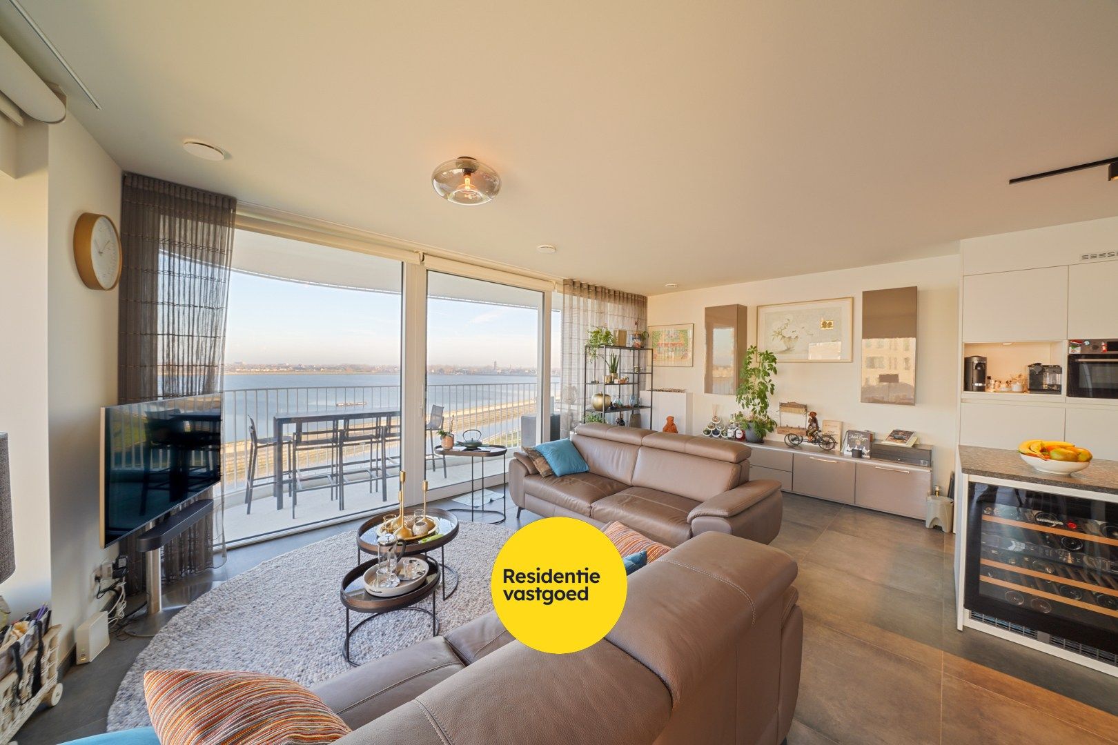 Modern energiezuinig 2-slaapkamerappartement met zicht op de Spuikom foto 5