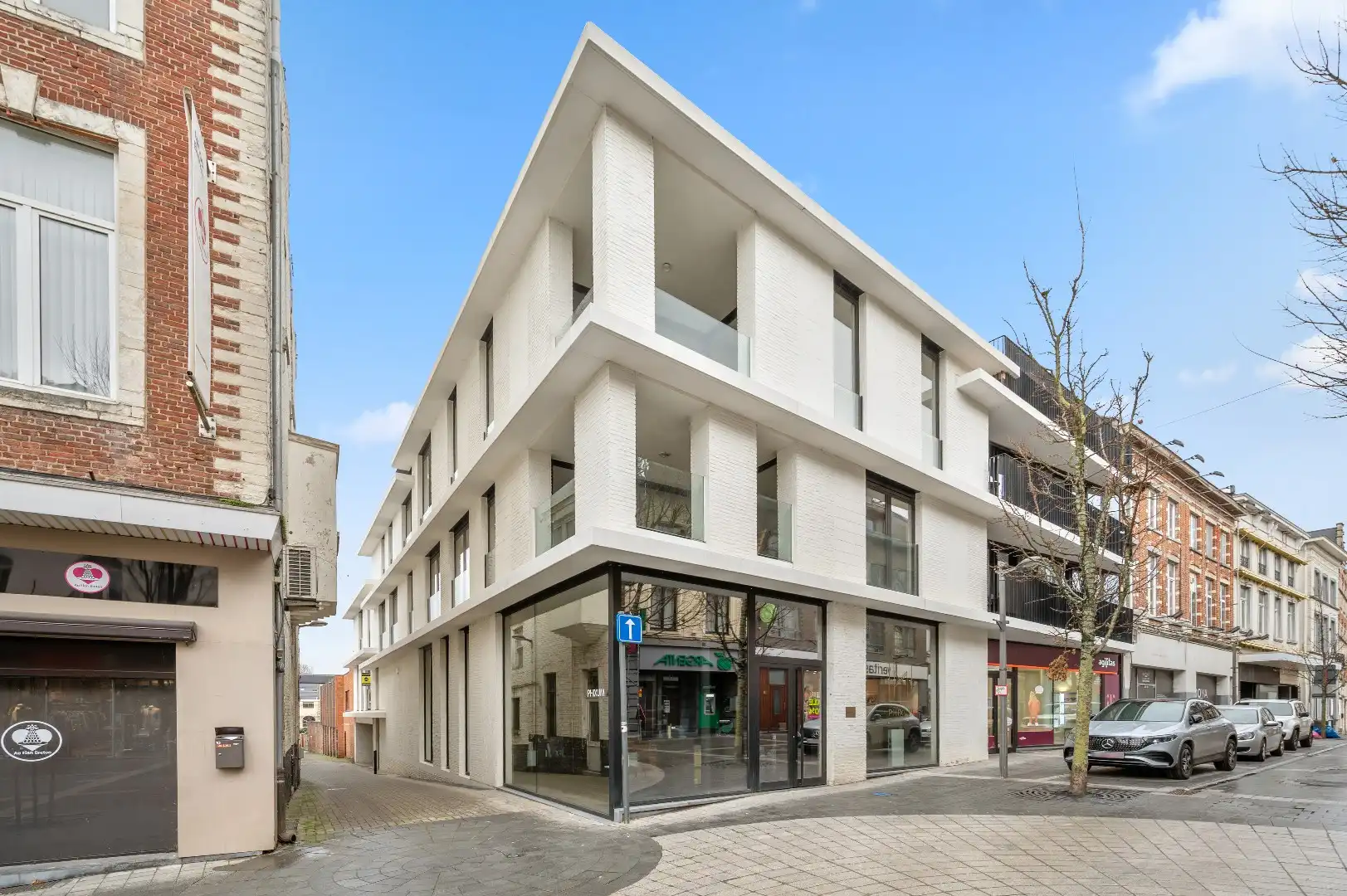 Modern appartement uit 2016 met 2 slaapkamers in het centrum van Tienen foto {{pictureIndex}}