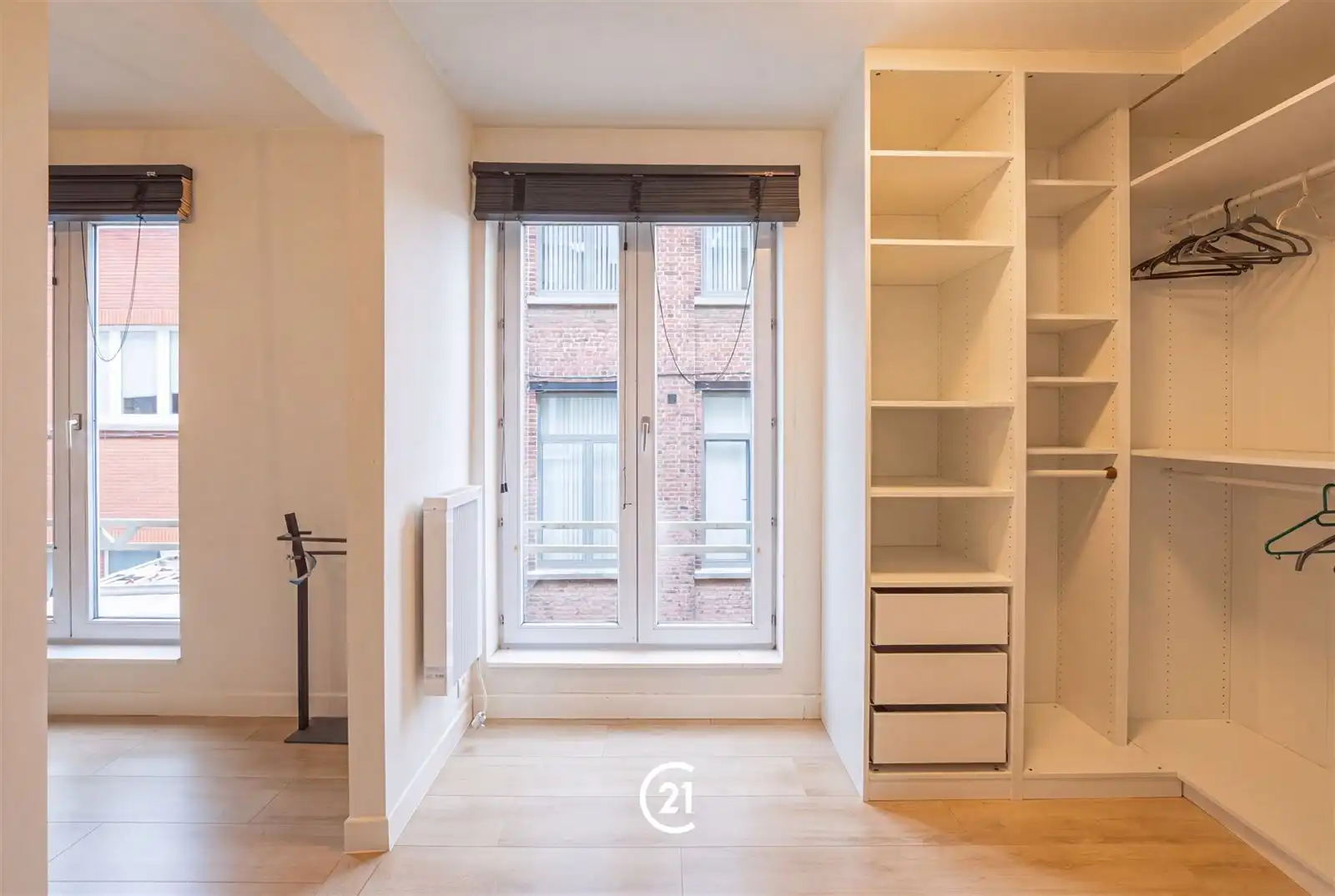 Instapklaar appartement bij het centrum van Zottegem! foto 6