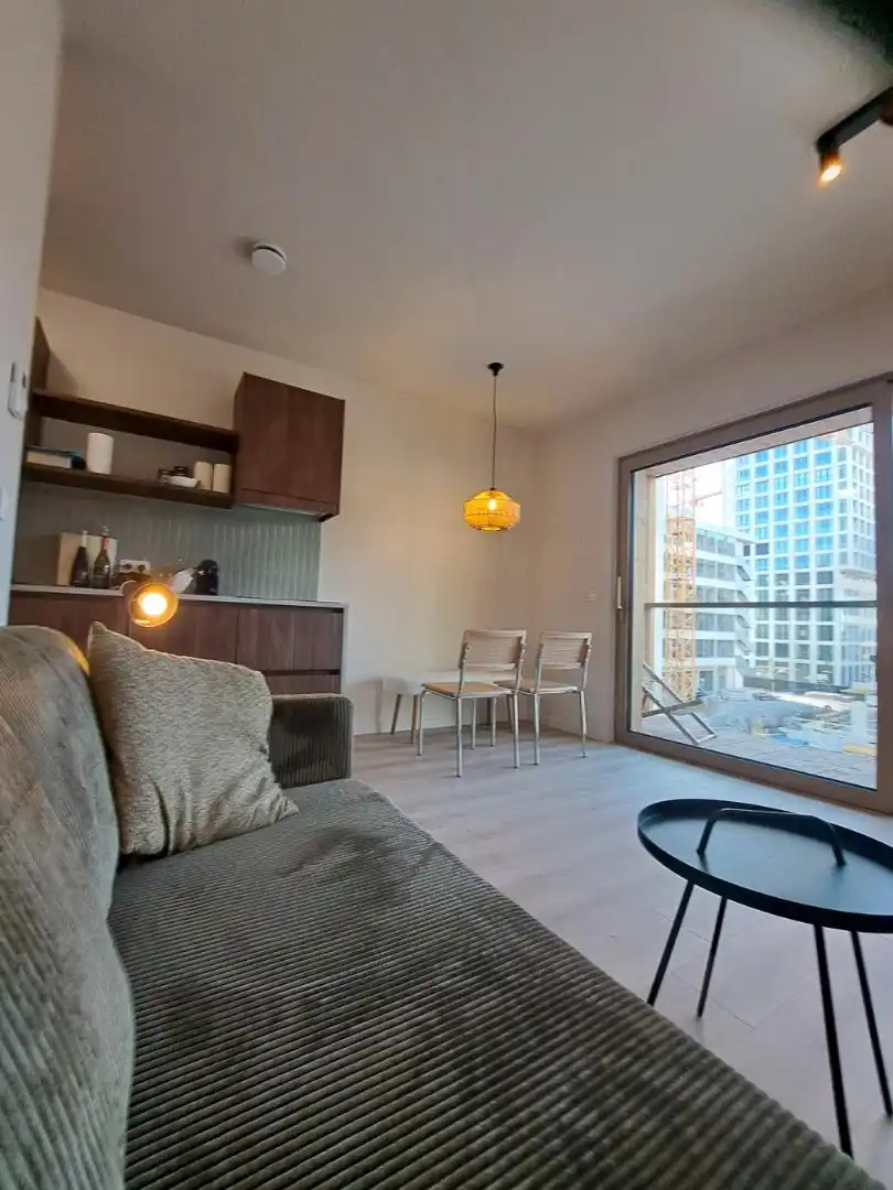 Mooie nieuwbouwstudio met terras op Nieuw Zuid foto 3