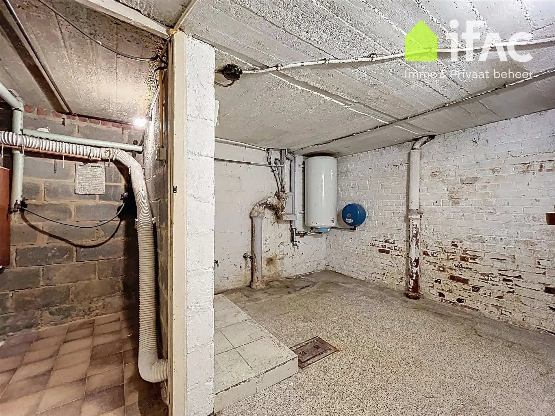 Uitstekend gelegen halfopen bebouwing met 3 slaapkamers foto 28