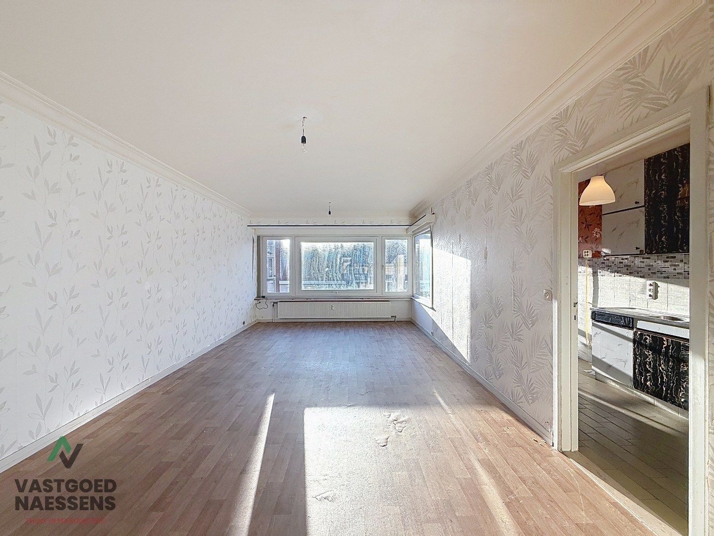 TE RENOVEREN 2 SLPK APP OP CENTRALE LIGGING foto {{pictureIndex}}