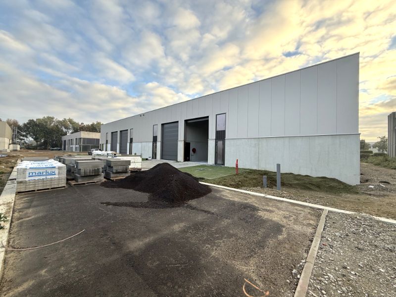 Nieuwbouw KMO loodsen tussen Antwerpen, Brussel en Gent foto 12