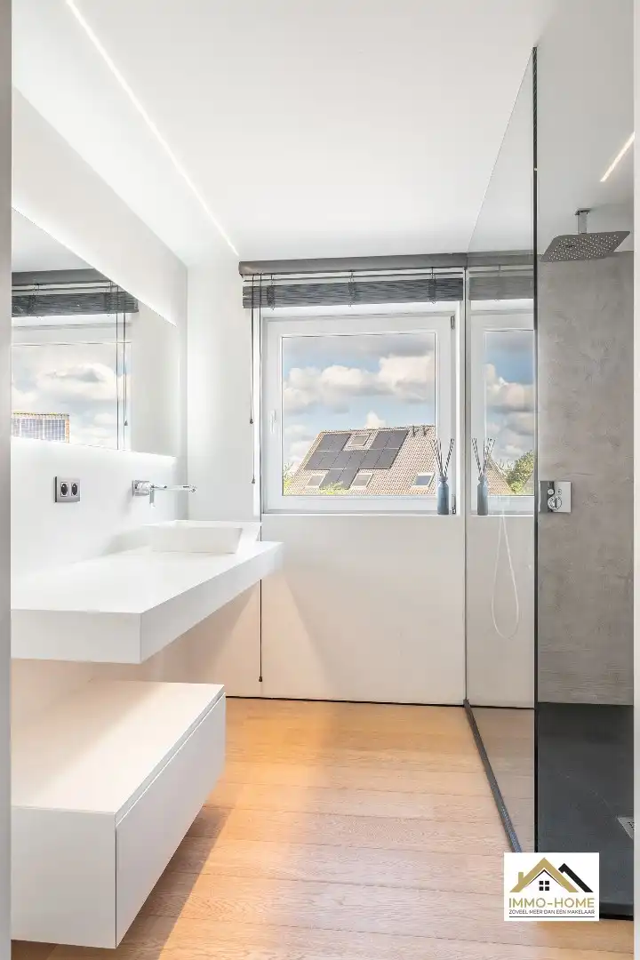 Recente HOB in Lochristi MET zwemvijver!! foto 14