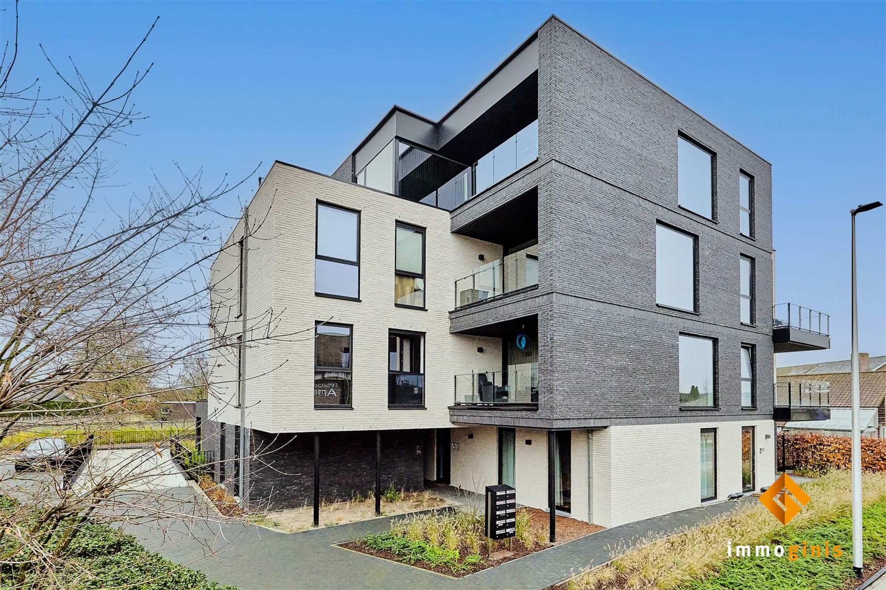 Recent en instapklaar 1-slaapkamerappartement met overdekt terras. foto 15