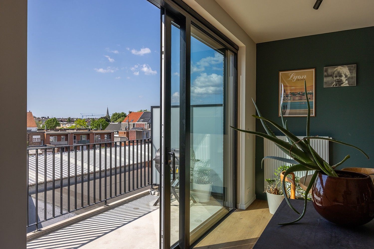 Recent en rustig gelegen appartement met terras in Eksterlaar foto 7