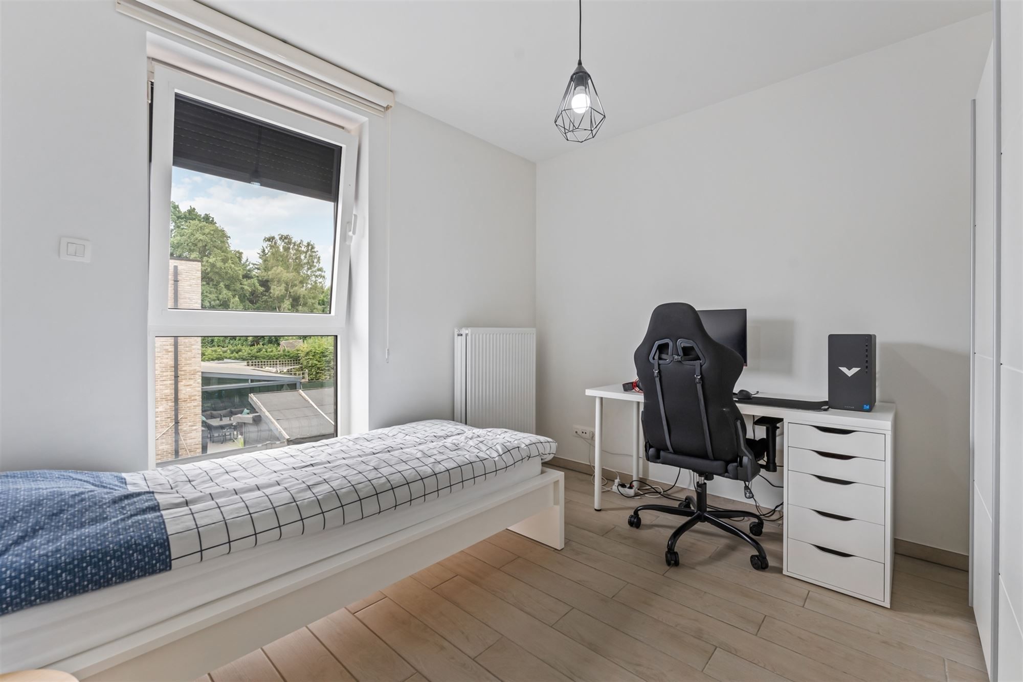 PRACHTIG AFGEWERKTE HOB MET 3 SLAAPKAMERS OP EEN PERCEEL VAN 3A50CA TE BERINGEN CENTRUM foto 22