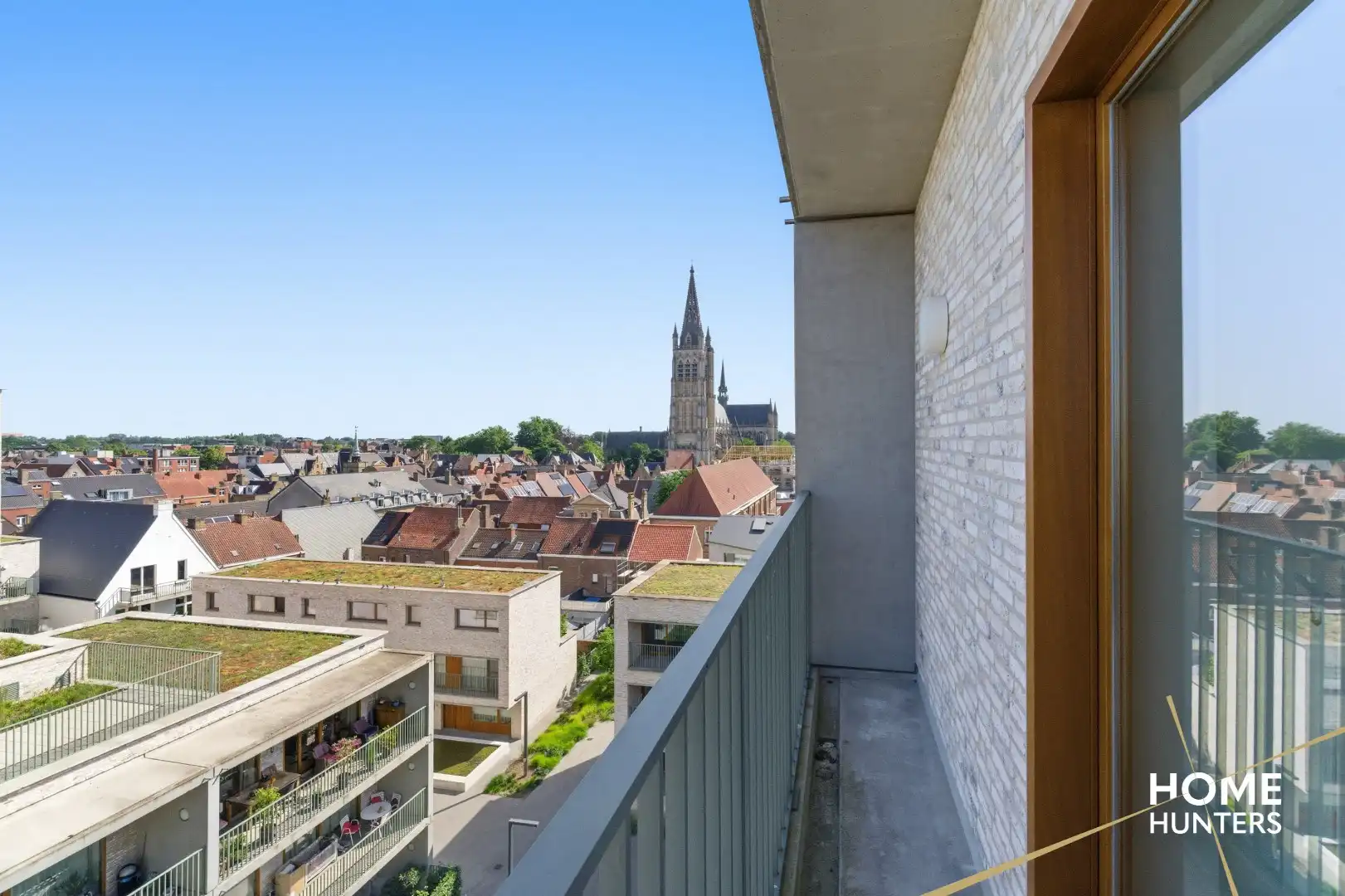 Luxueus appartement met zonnig terras in het hart van het historische stadscentrum van Ieper foto 18