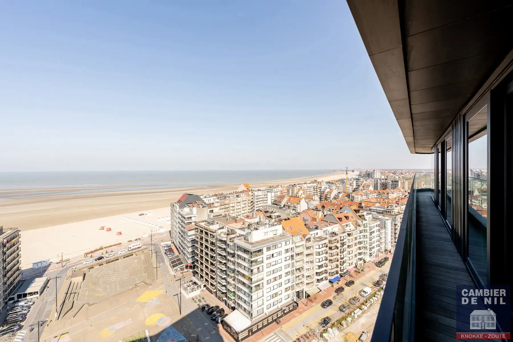 Luxueus nieuwbouw appartement met panoramisch uitzicht over Knokke-Heist, hinterland en zee foto 23