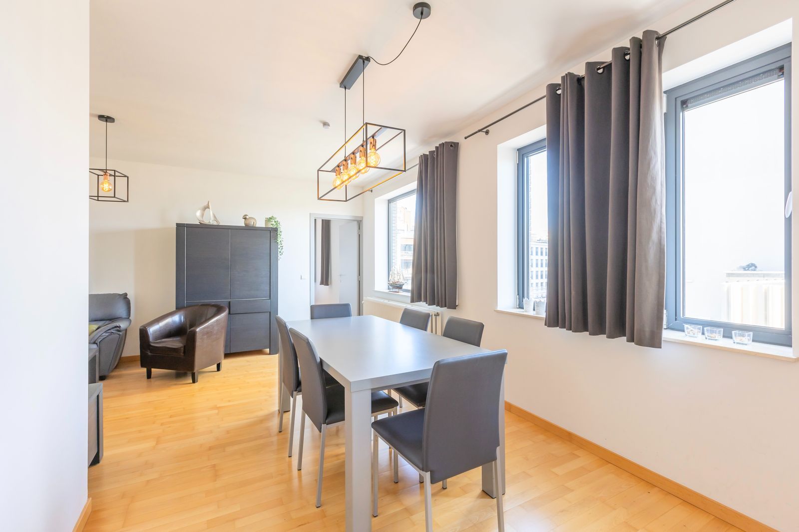 Modern appartement met 1 slpk en slaaphoek pal aan het strand foto 5