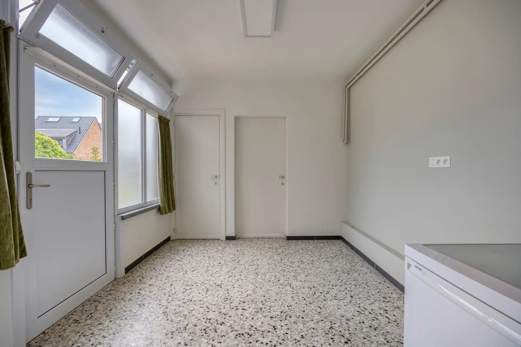 Halfopen bebouwing met minstens 3 slpk in doodlopende straat foto 10