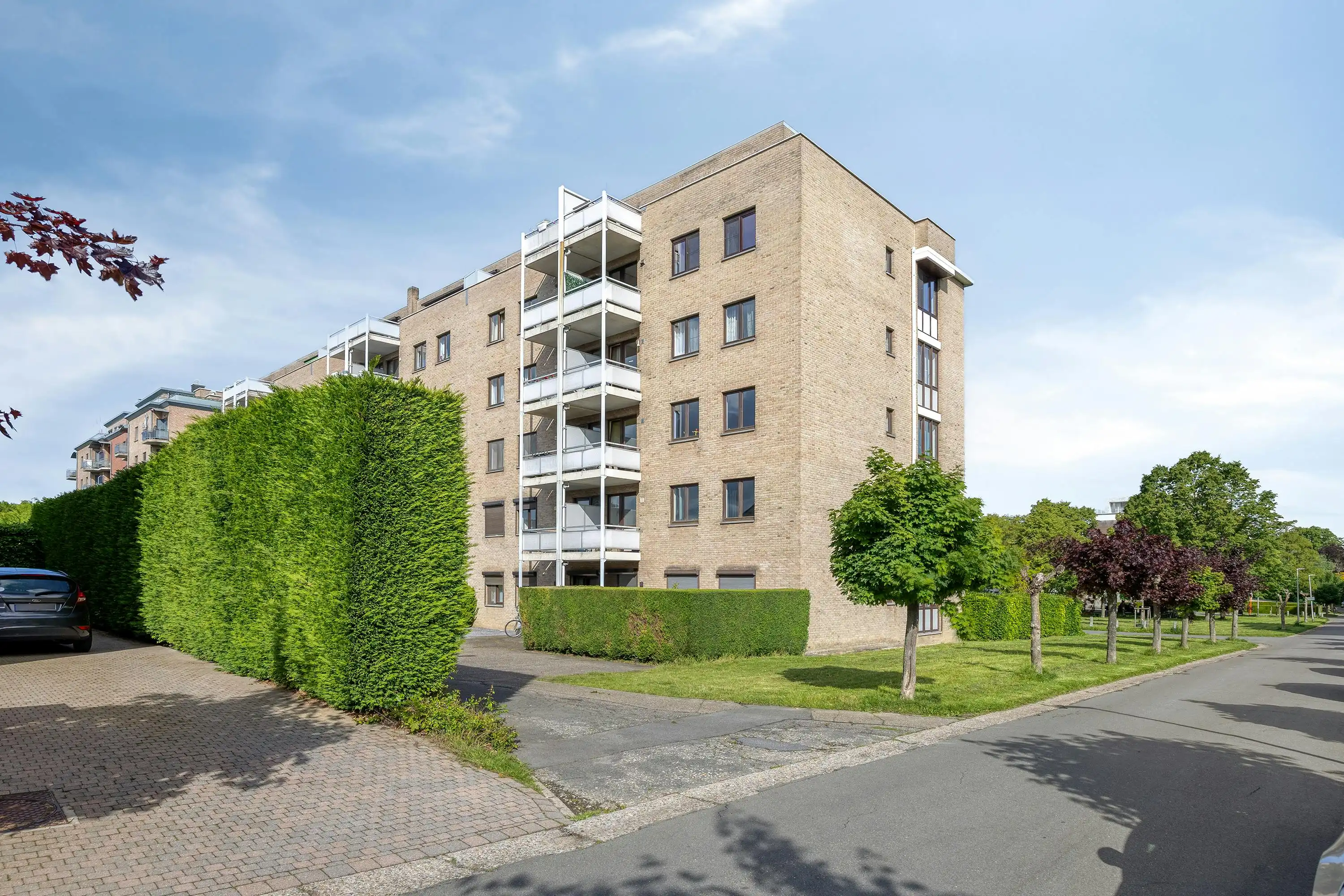 Gerenoveerd 1-slaapkamerappartement met ruim terras in centrum Hasselt foto 13