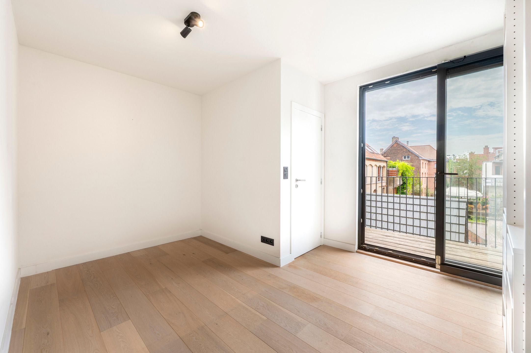ANTWERPEN - appartement met terras in kleinschalig gebouw foto 9