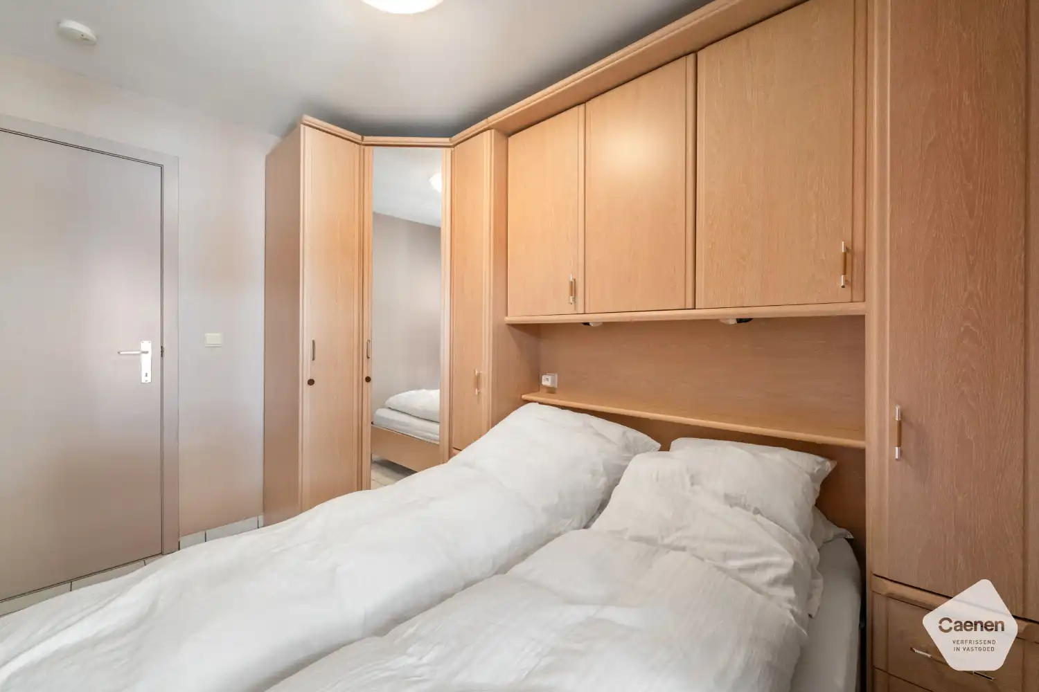 Eén slaapkamer appartement met een uitstekende ligging foto 9