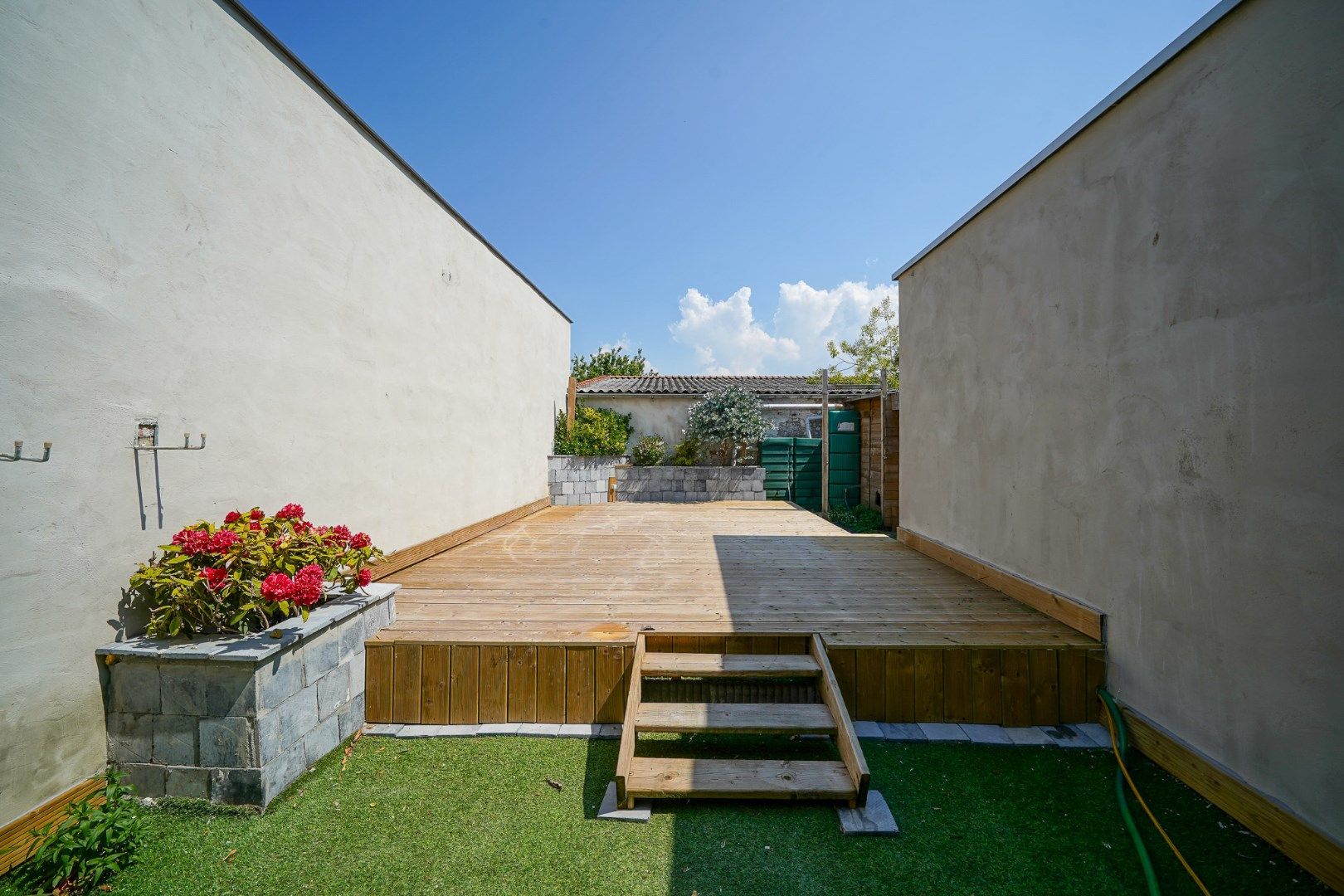 Energiezuinige woning 3/4 slaapkamers, tuin en polyvalente ruimte foto {{pictureIndex}}