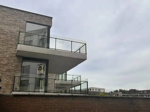Luxueus appartement in hartje Hasselt foto 6