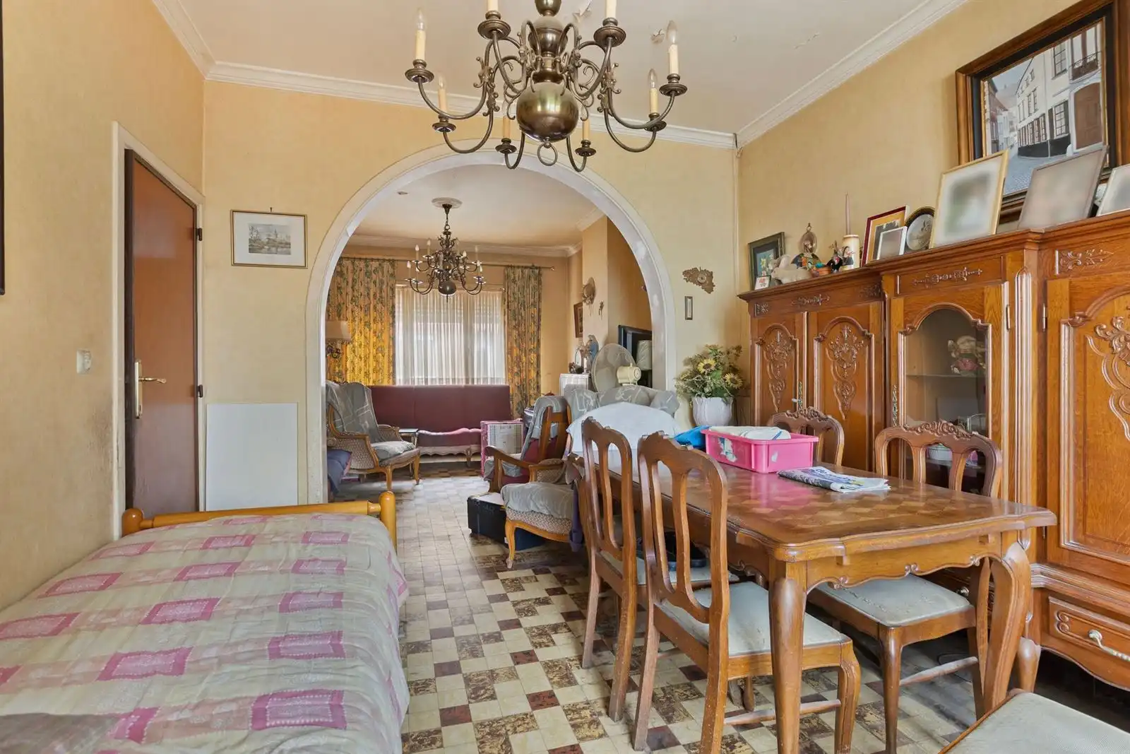 Te renoveren woning met 3 slaapkamers, zolder en veel potentieel op topligging in Halle foto 3