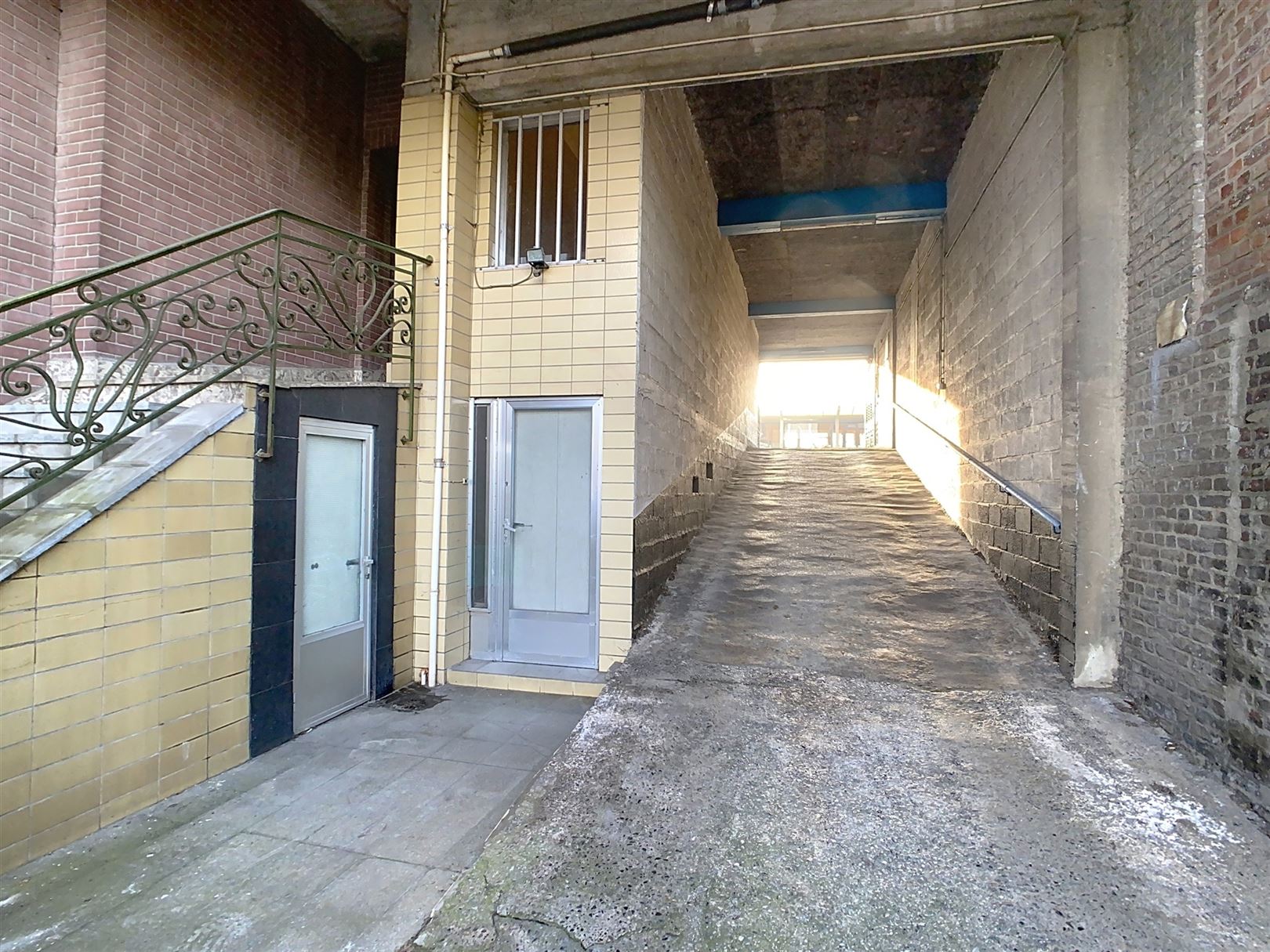 Ruime woning, 2 slpks  inrichtb. zolder, terras, 96ca foto 2