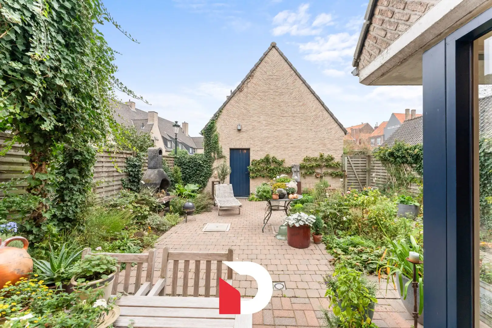 Exclusieve stadswoning met garage op toplocatie in hartje Brugge foto 14