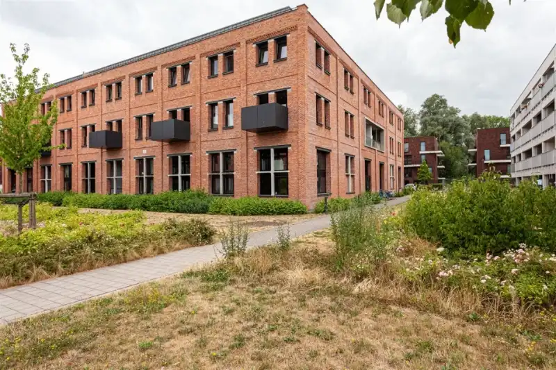 --- NIEUW --- Schitterend duplex-appartement (110m²) met 3 slaapkamers, terras en autostaanplaats nabij de Watersportbaan in Gent! foto 2