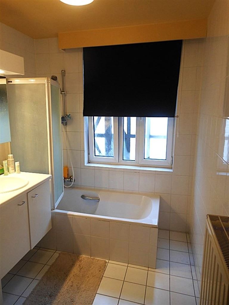 Gezellig dakappartement met 1 slaapkamer vlakbij de Markt. foto 5