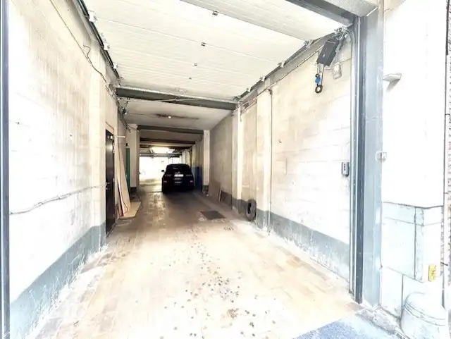 PARKINGS TE HUUR TE CENTRUM KORTRIJK foto 4
