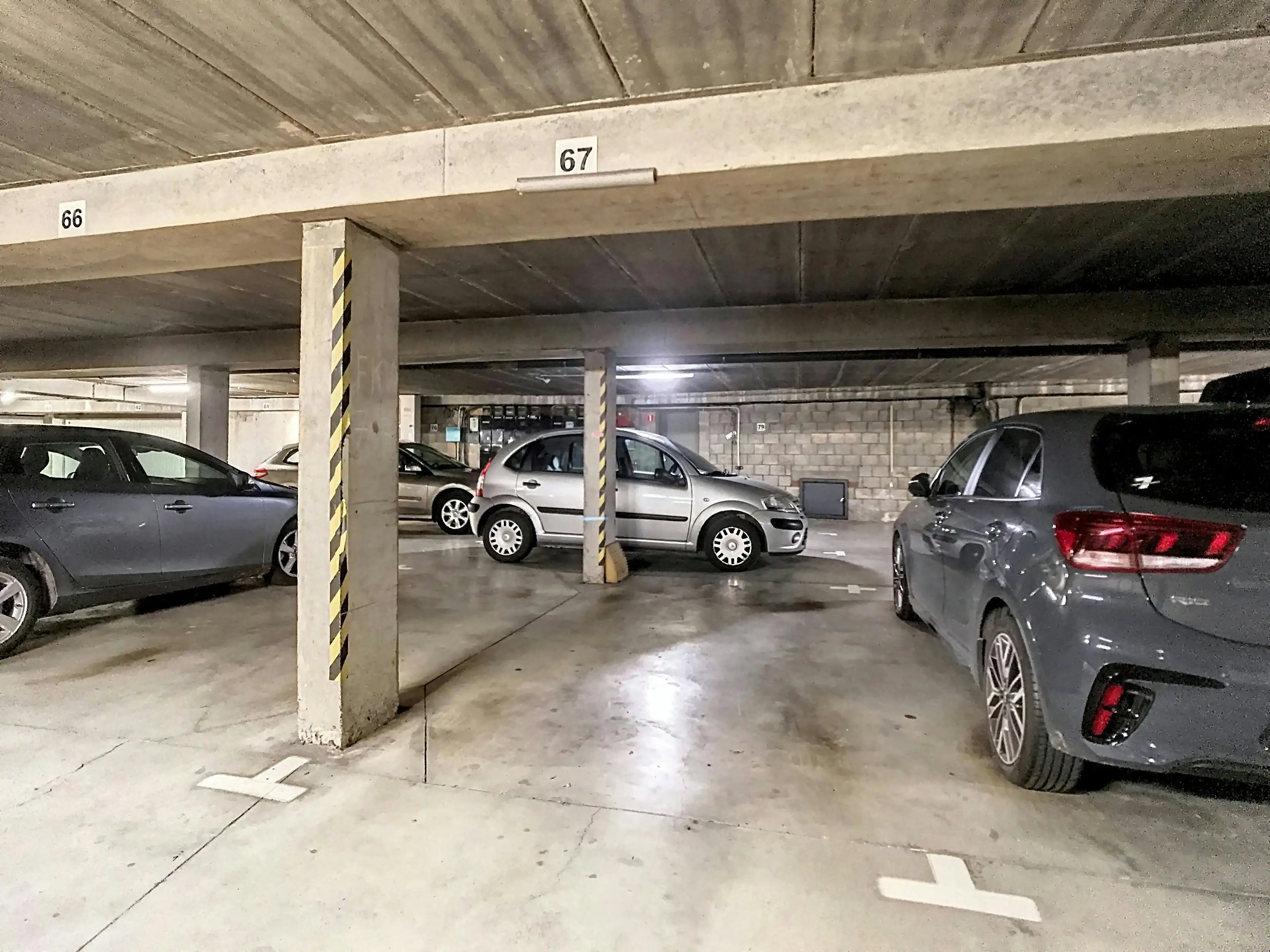 Appartement met 1 slaapkamer en autostaanplaats in Boom foto 15