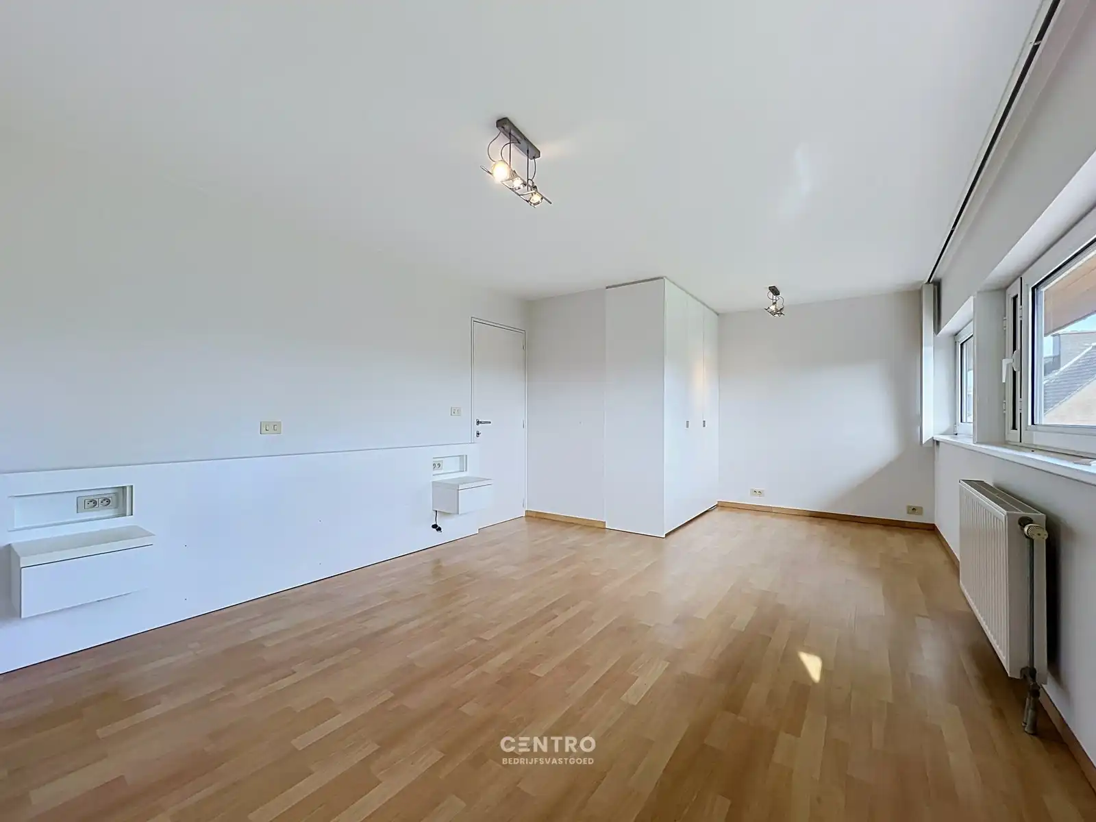 EXCLUSIEVE VILLA MET RUIME KANTOORVLEUGEL OP 1.191 M² – LUXE, RUIMTE EN VEELZIJDIGHEID! foto 13